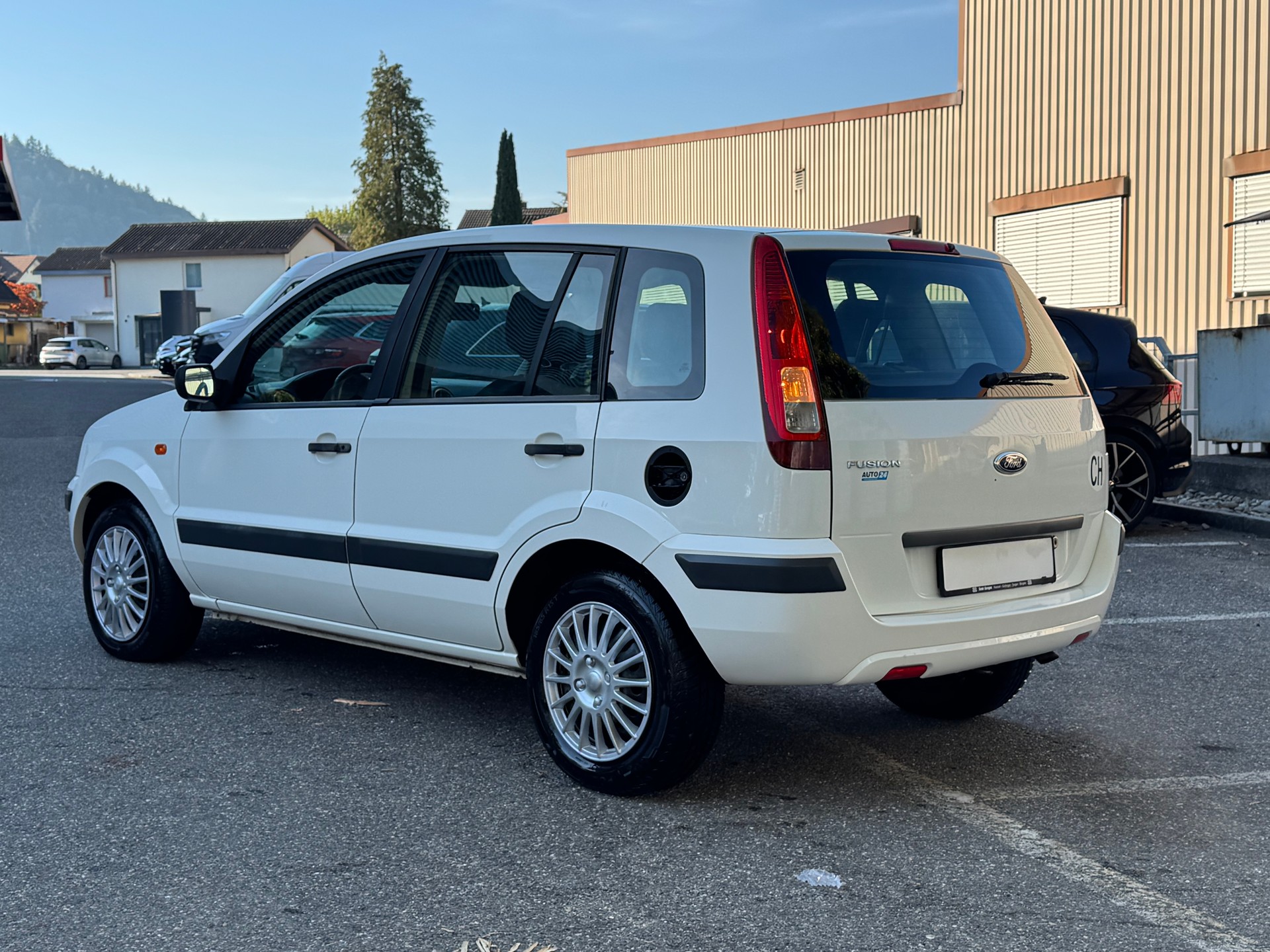 FORD Fusion 1.6 16V Trend-image-5
