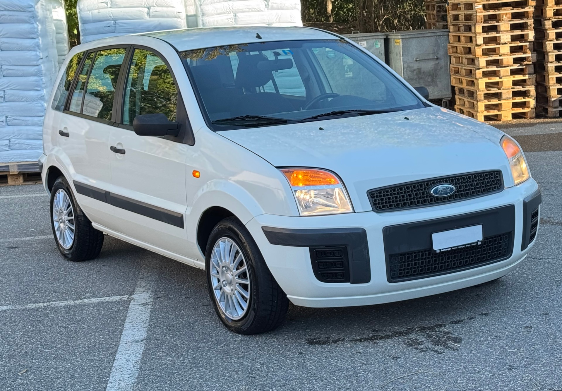 FORD Fusion 1.6 16V Trend-image-1