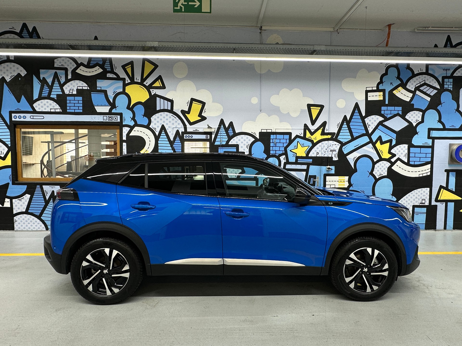 PEUGEOT 2008 e GT-image-2