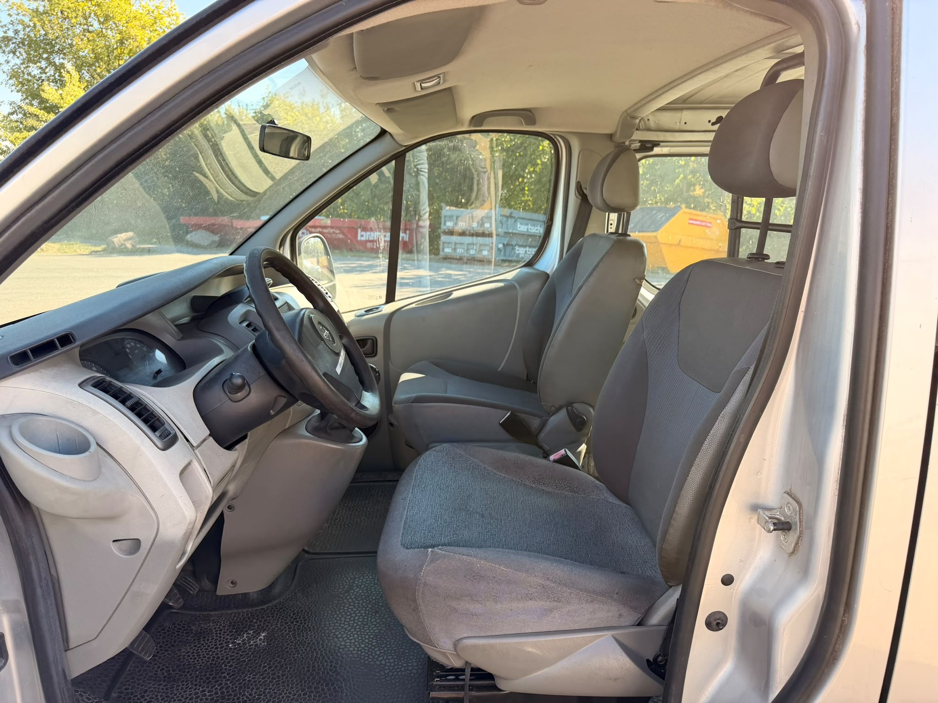 OPEL Vivaro 2.0 CDTI 2.7t L1H1-image-6