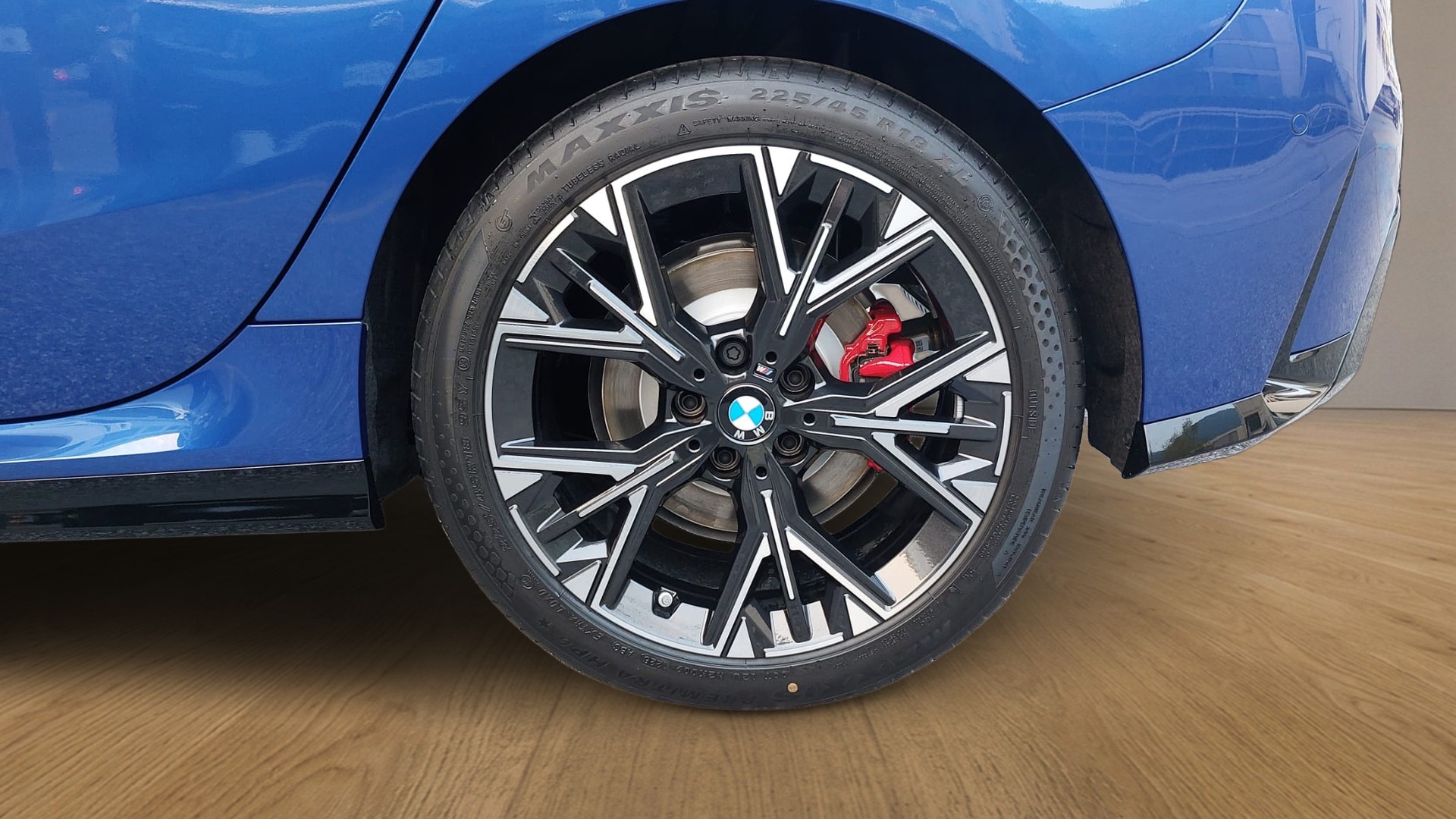BMW 120 M Sport Pro Steptronic-image-10