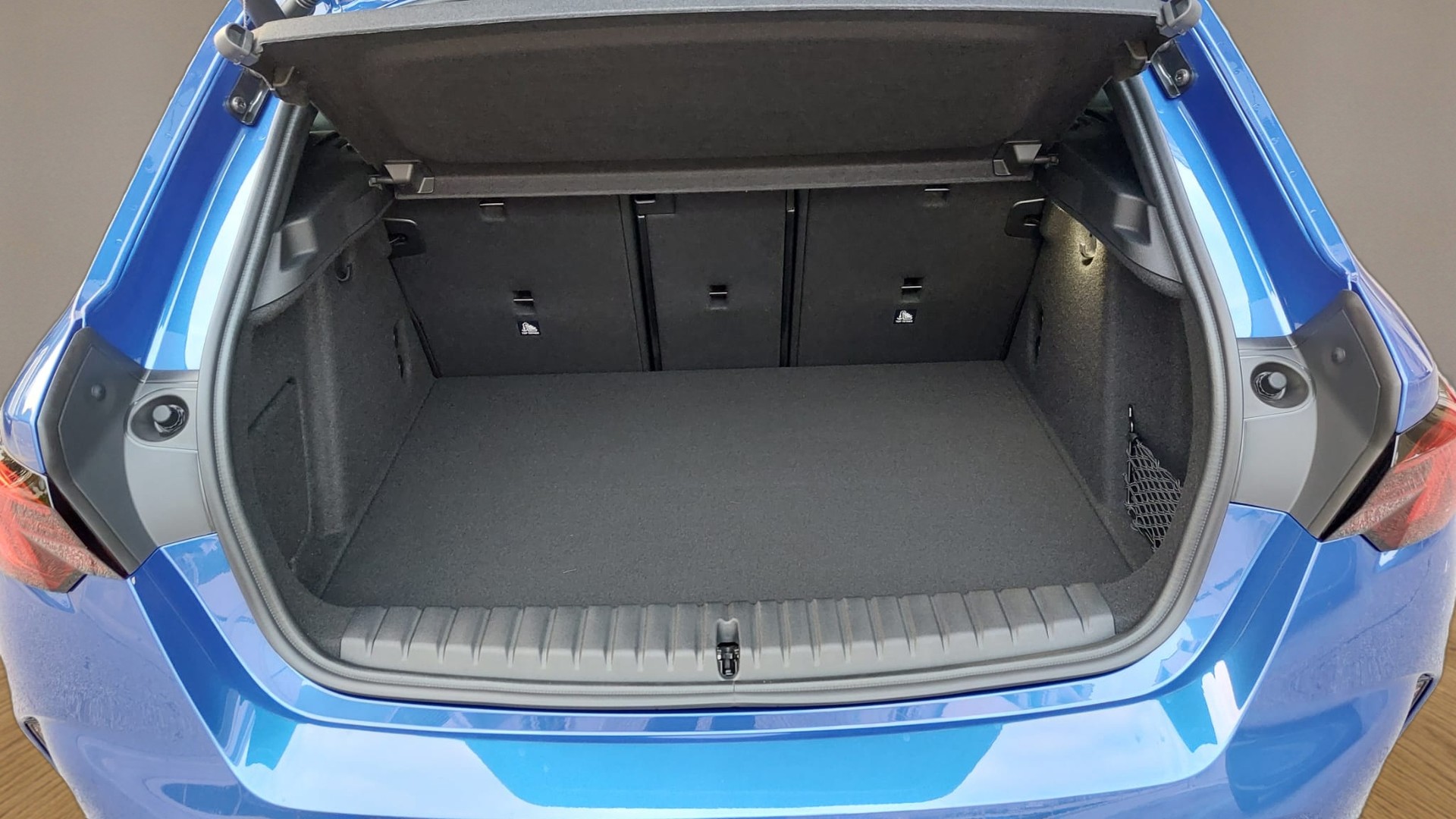 BMW 120 M Sport Pro Steptronic-image-17