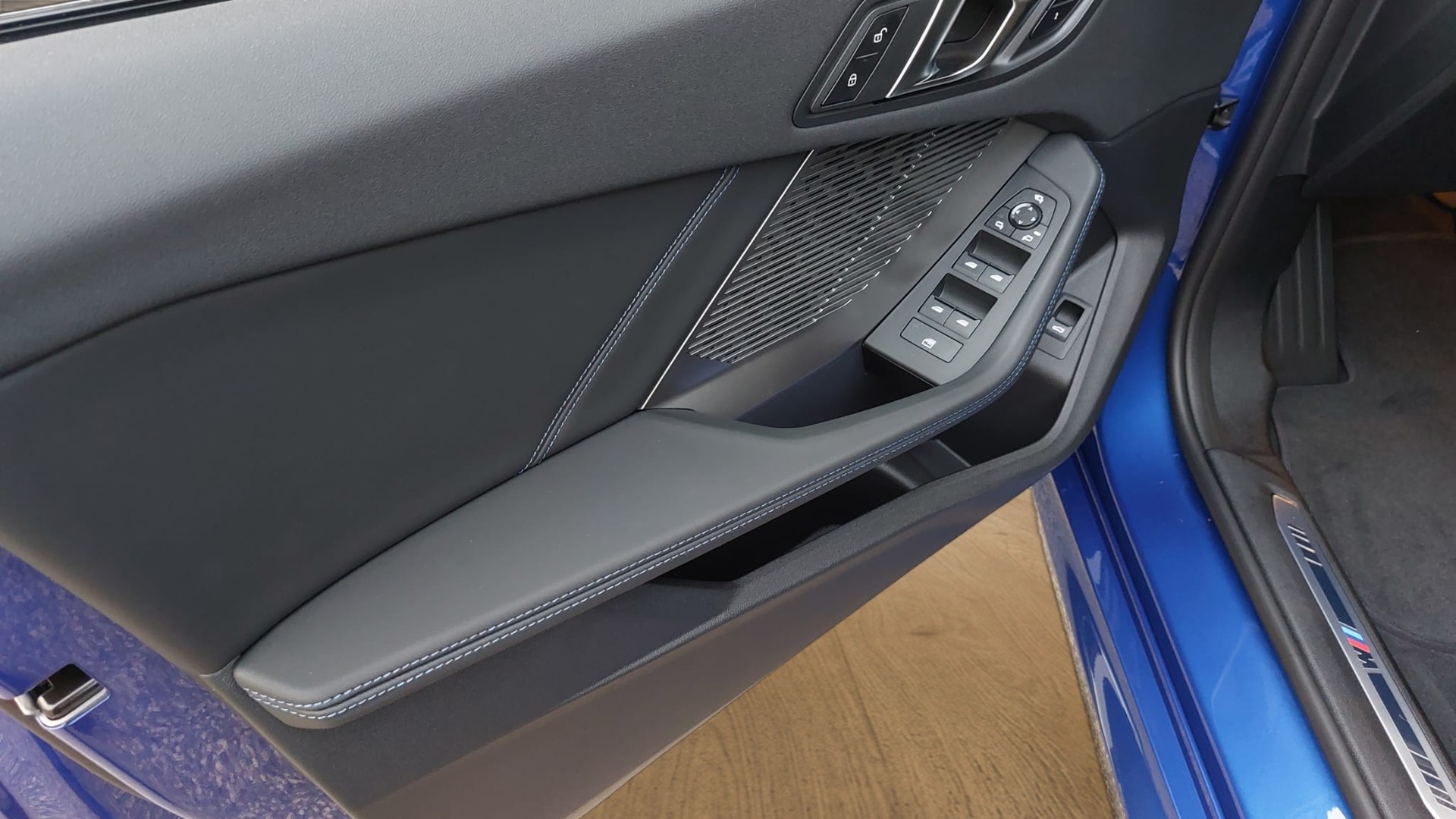 BMW 120 M Sport Pro Steptronic-image-15