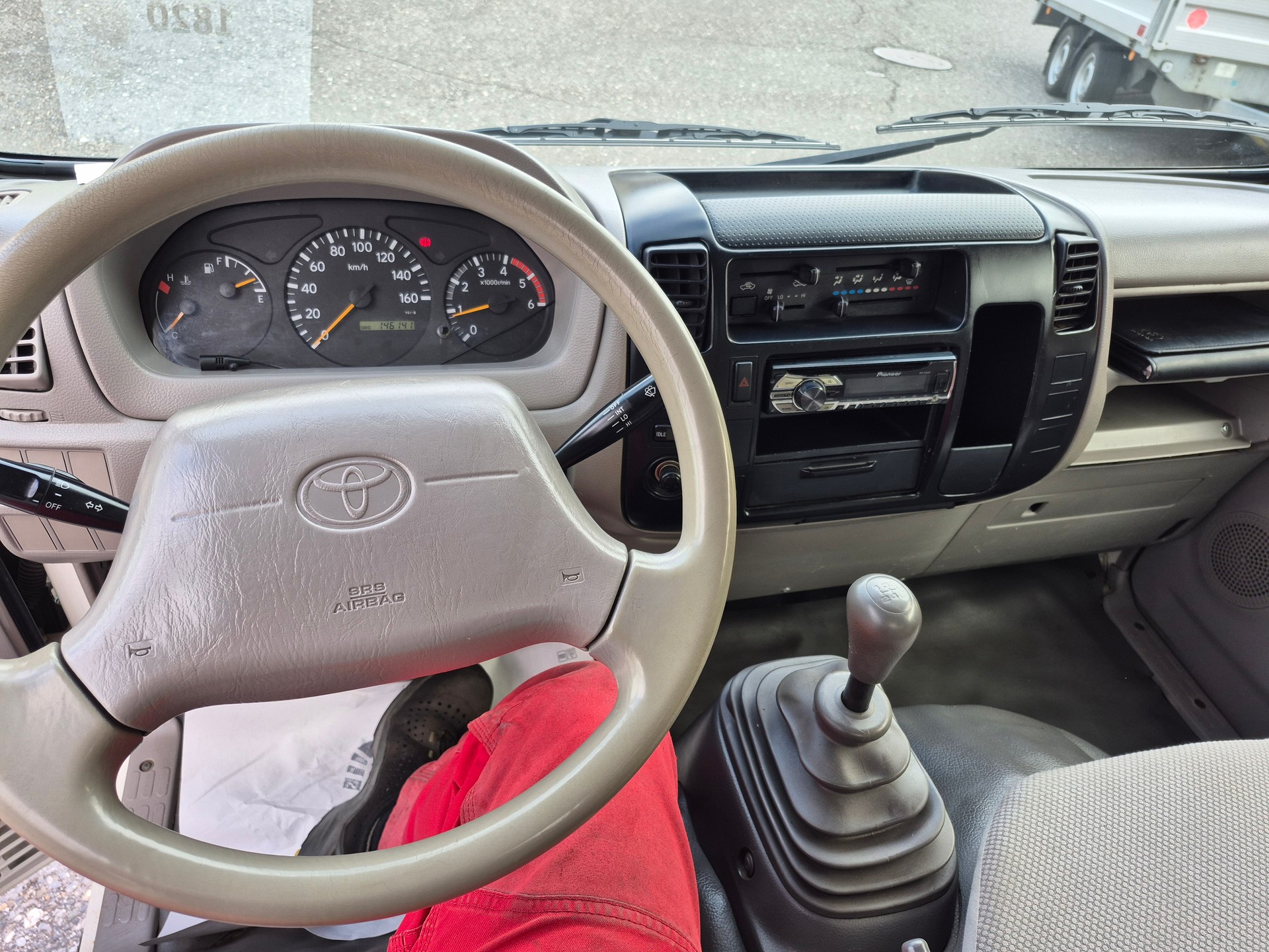 TOYOTA Dyna 150 SWB-image-12