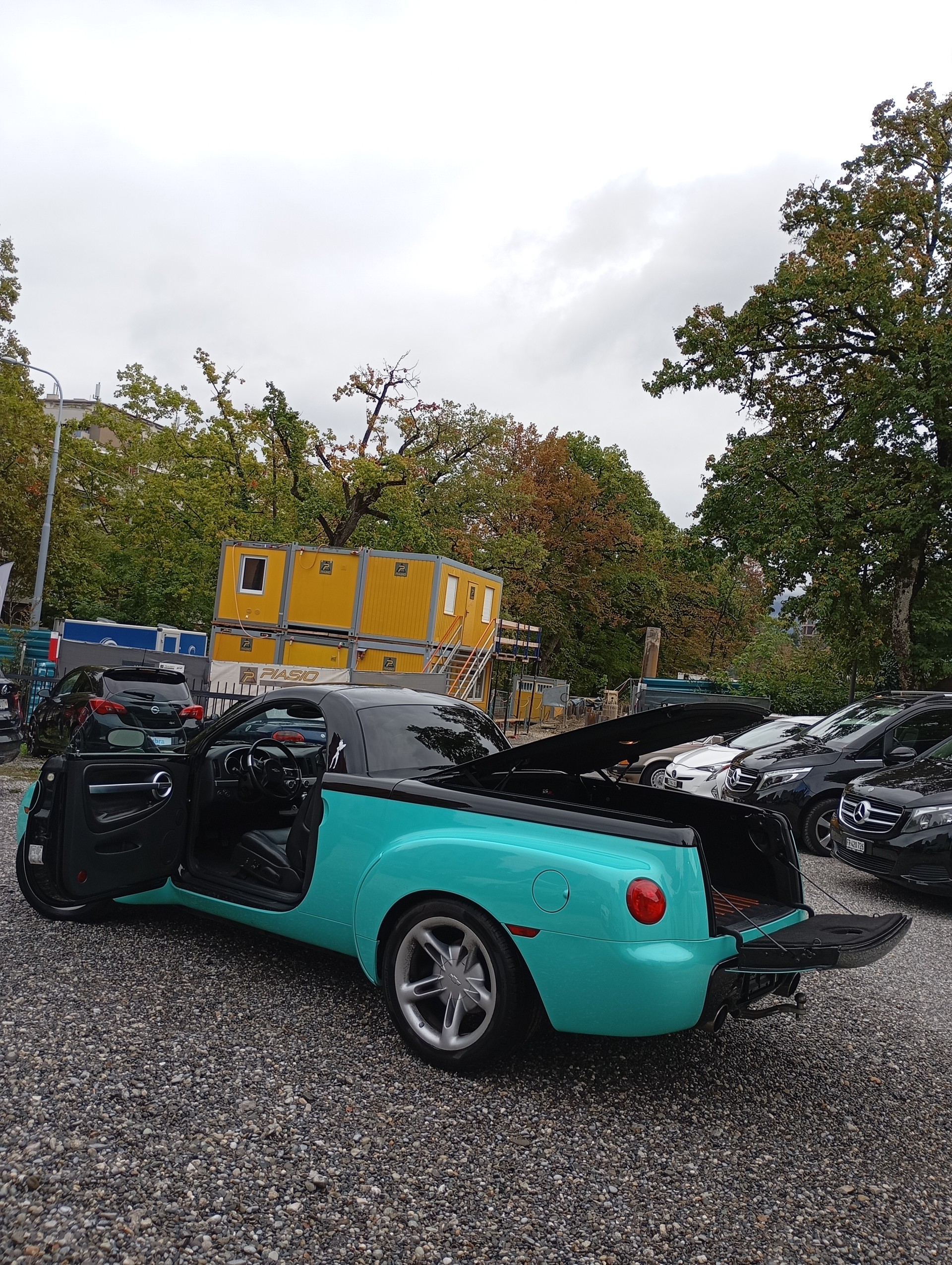 CHEVROLET ssr-image-17