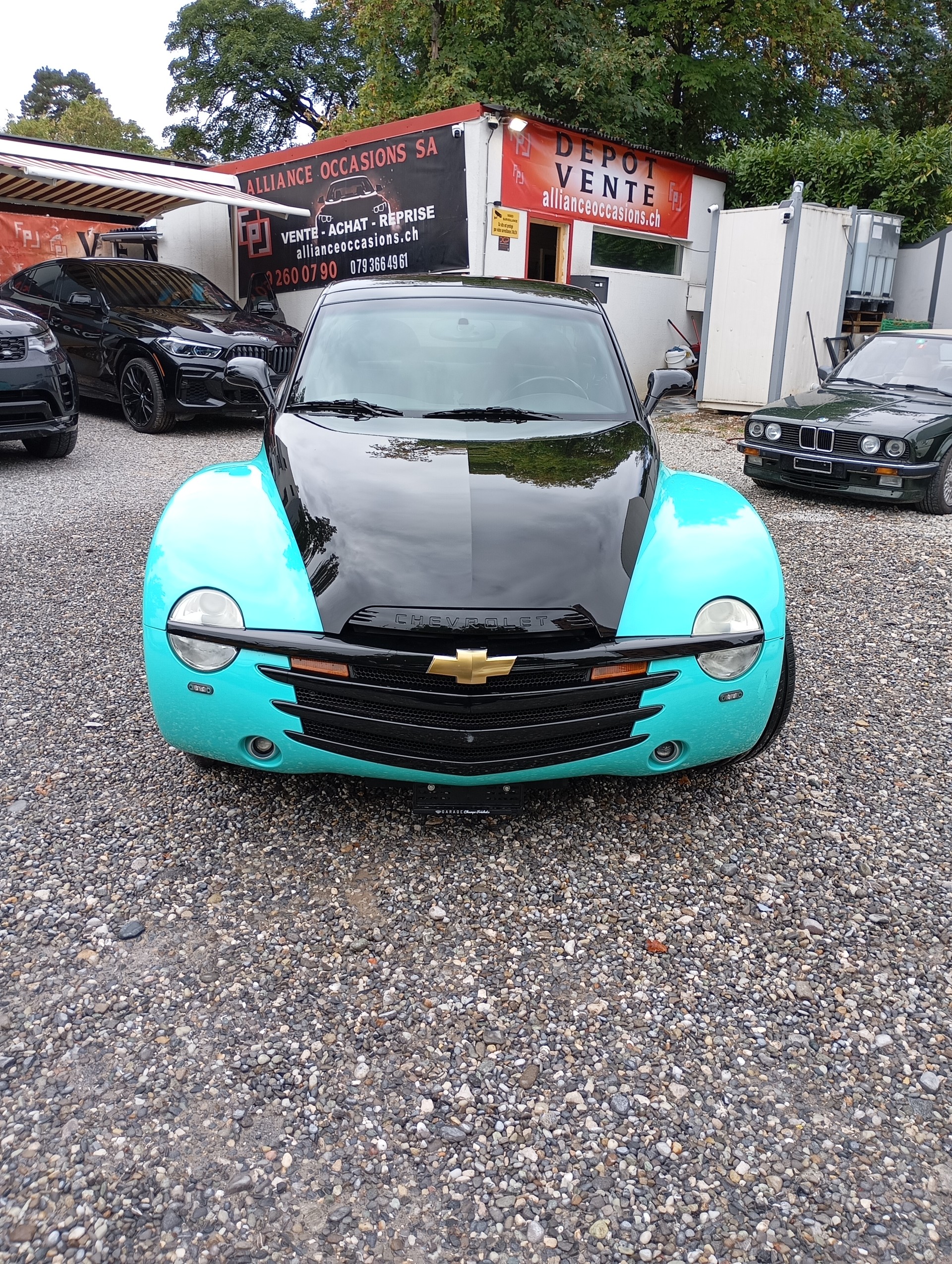 CHEVROLET ssr-image-0