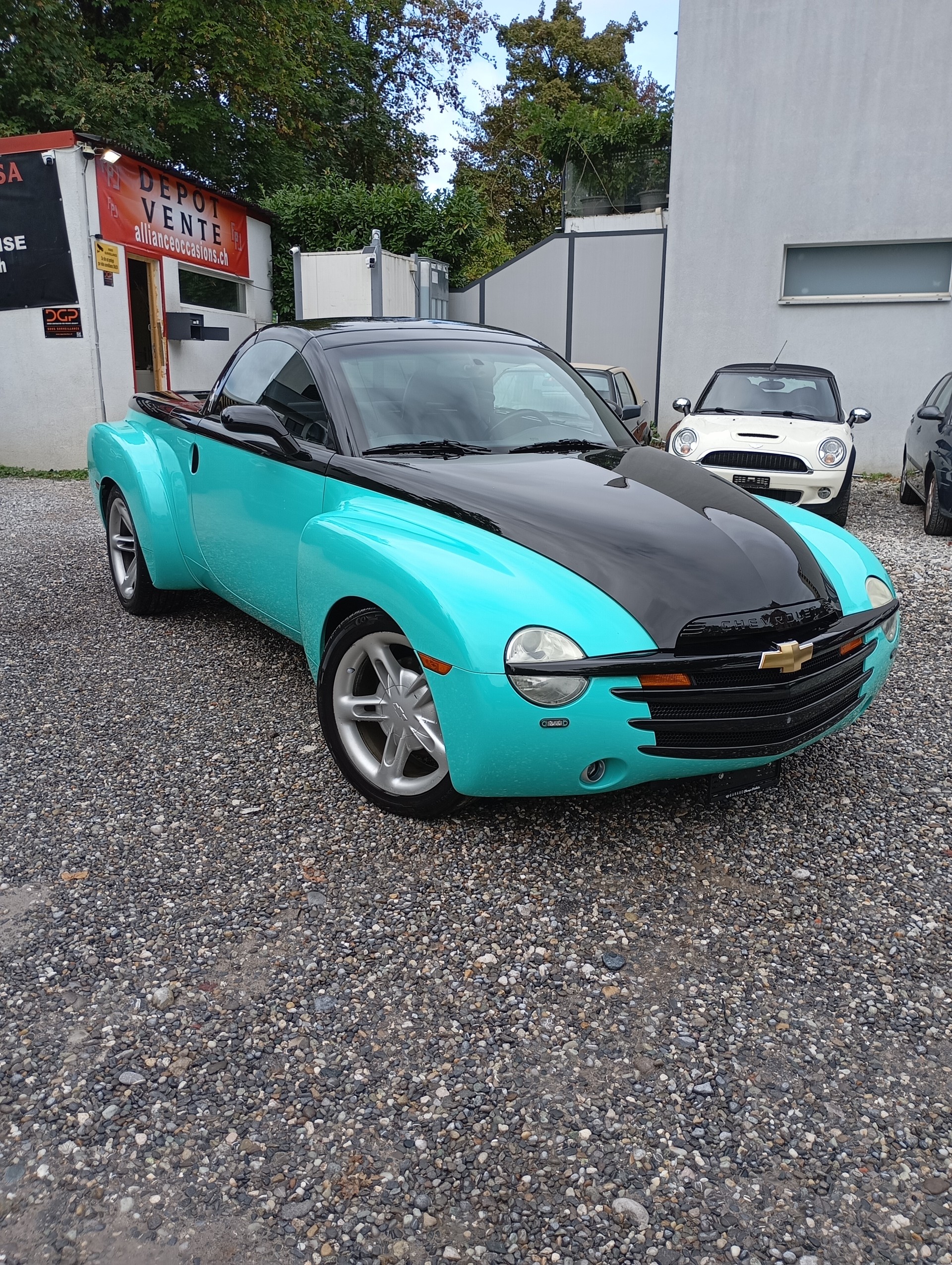 CHEVROLET ssr-image-3