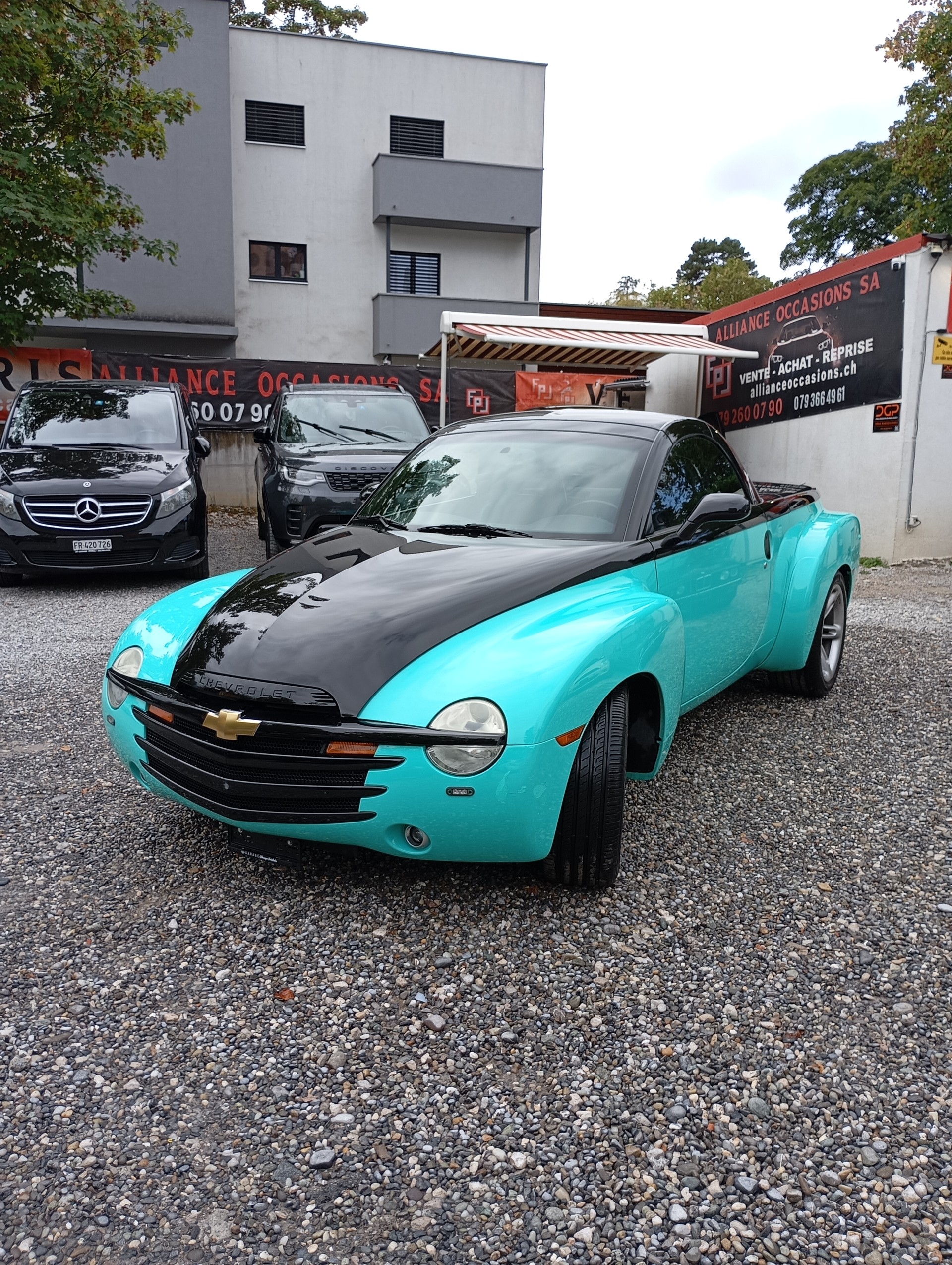 CHEVROLET ssr-image-1