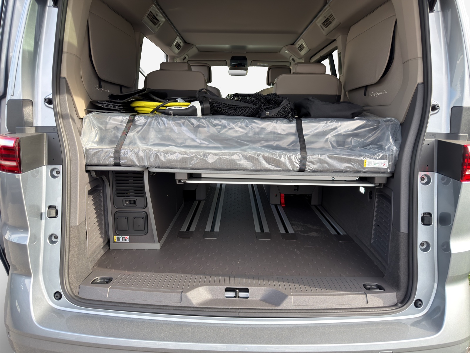 VW California eHybrid Beach Tour 4Motion-image-12