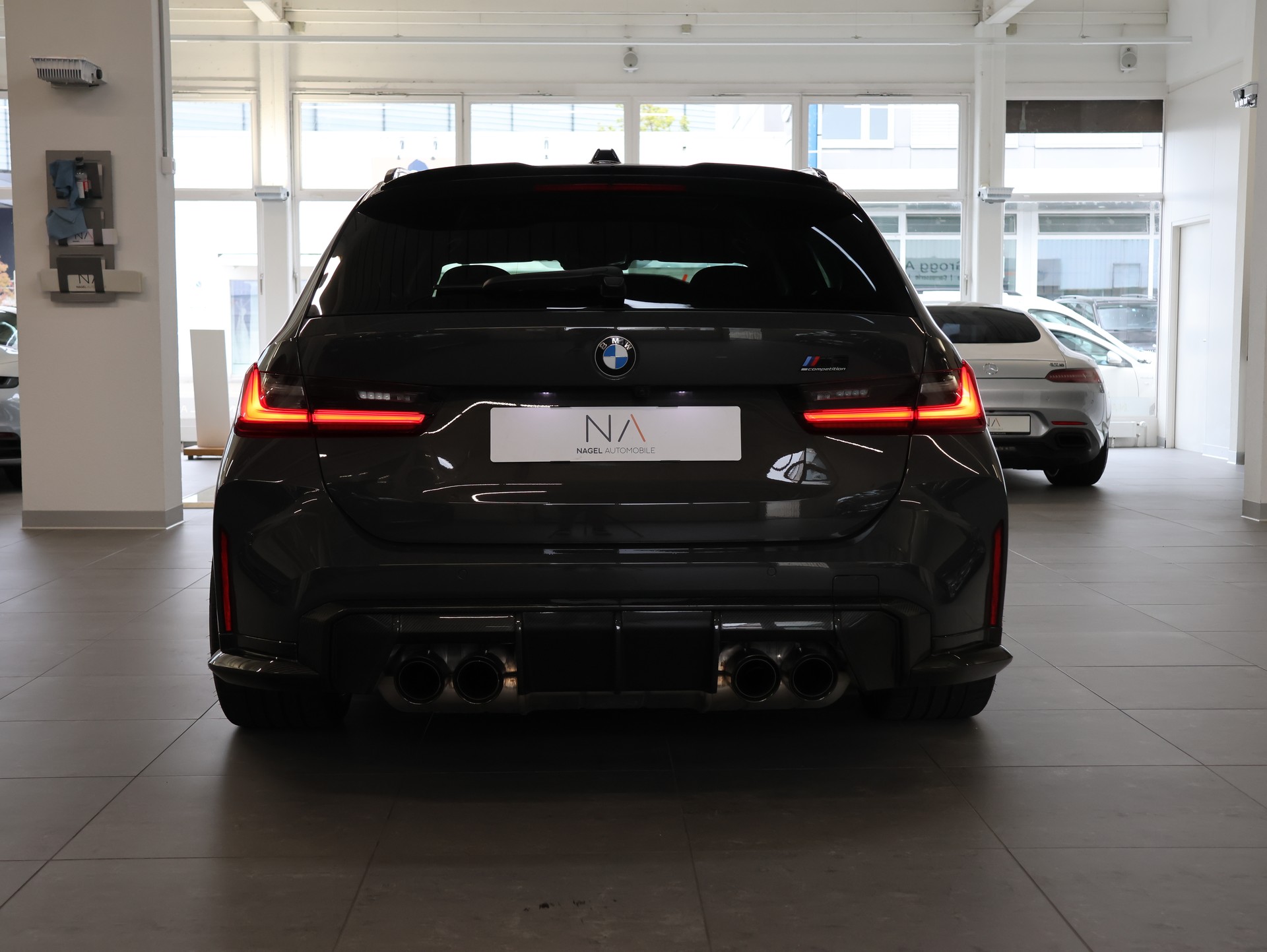 BMW M3 Touring xDrive Competition M *DRAVITGRAU-LACKIERUNG*-image-4