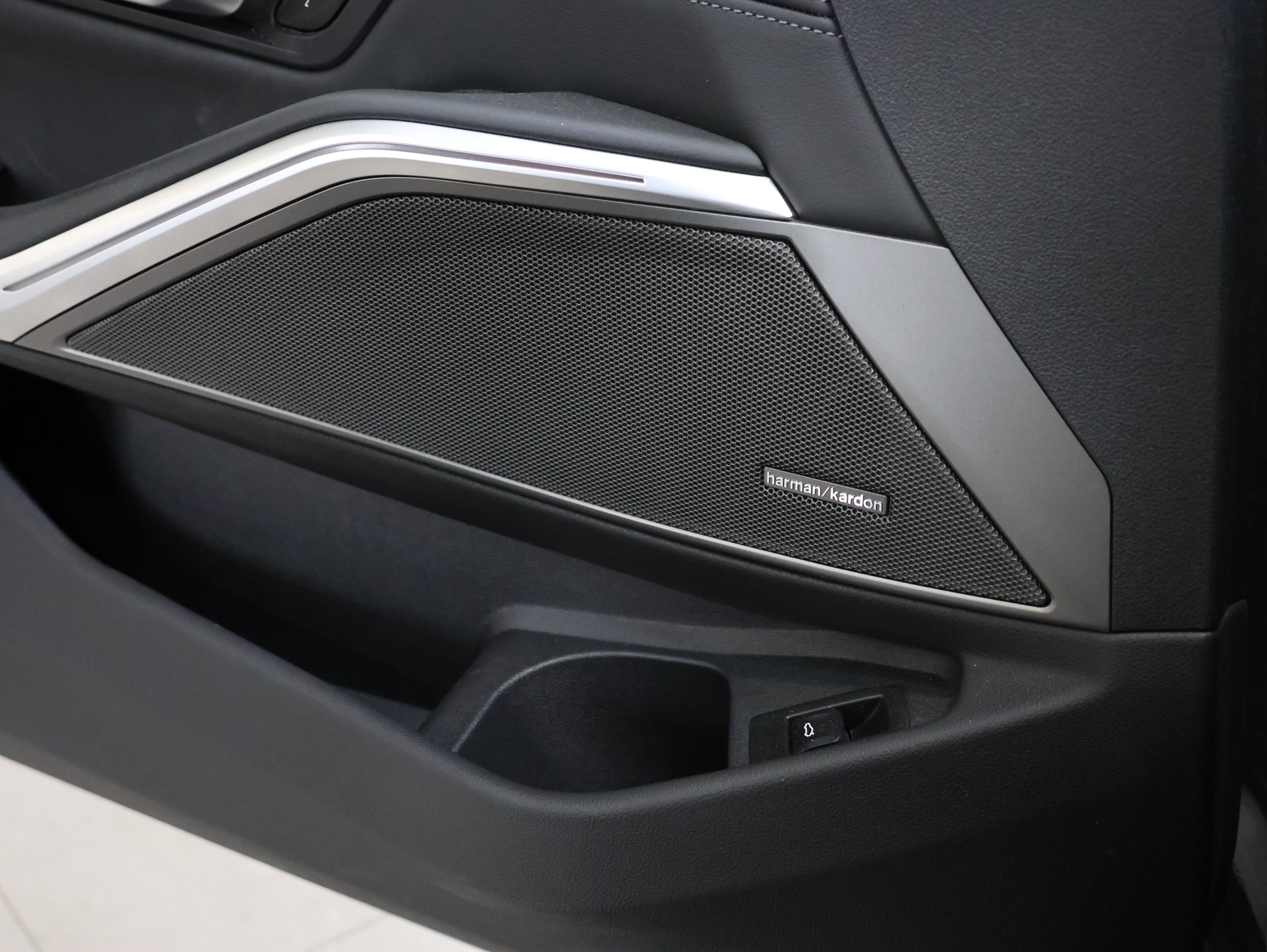 BMW M3 Touring xDrive Competition M *DRAVITGRAU-LACKIERUNG*-image-19