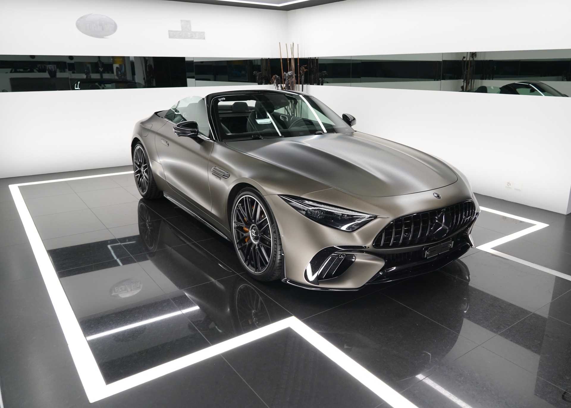 MERCEDES-BENZ AMG SL 63 4M MCT-image-3