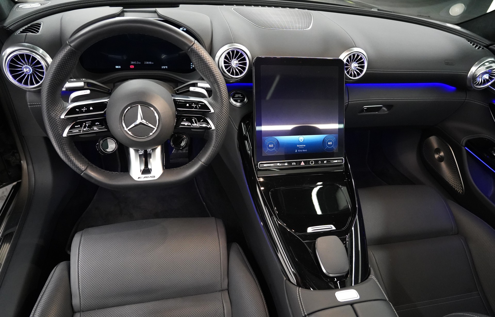 MERCEDES-BENZ AMG SL 63 4M MCT-image-6