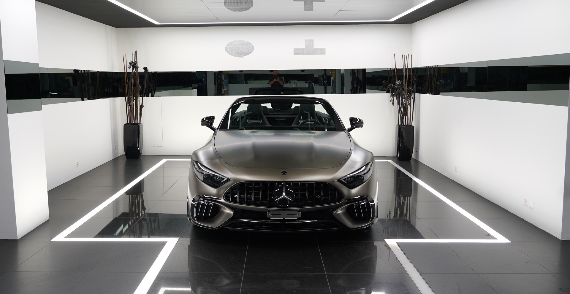 MERCEDES-BENZ AMG SL 63 4M MCT-image-1