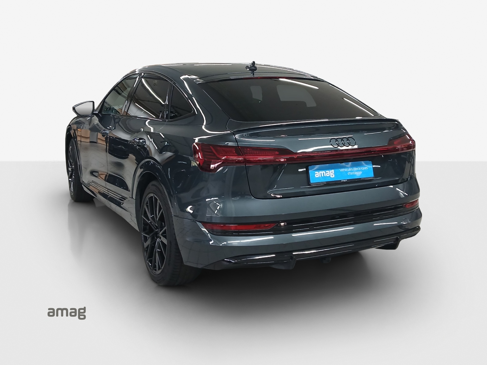 AUDI e-tron 55 Sportback S Line Black Edition quattro-image-2