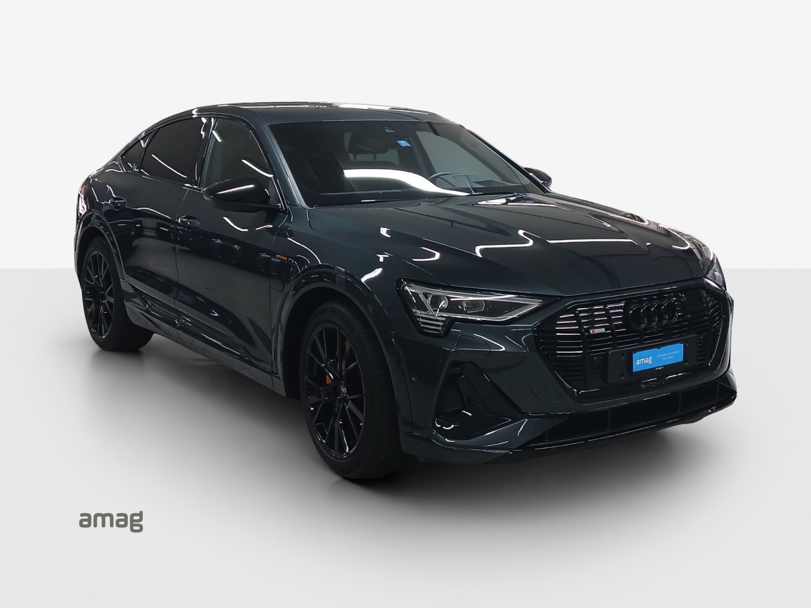 AUDI e-tron 55 Sportback S Line Black Edition quattro-image-6
