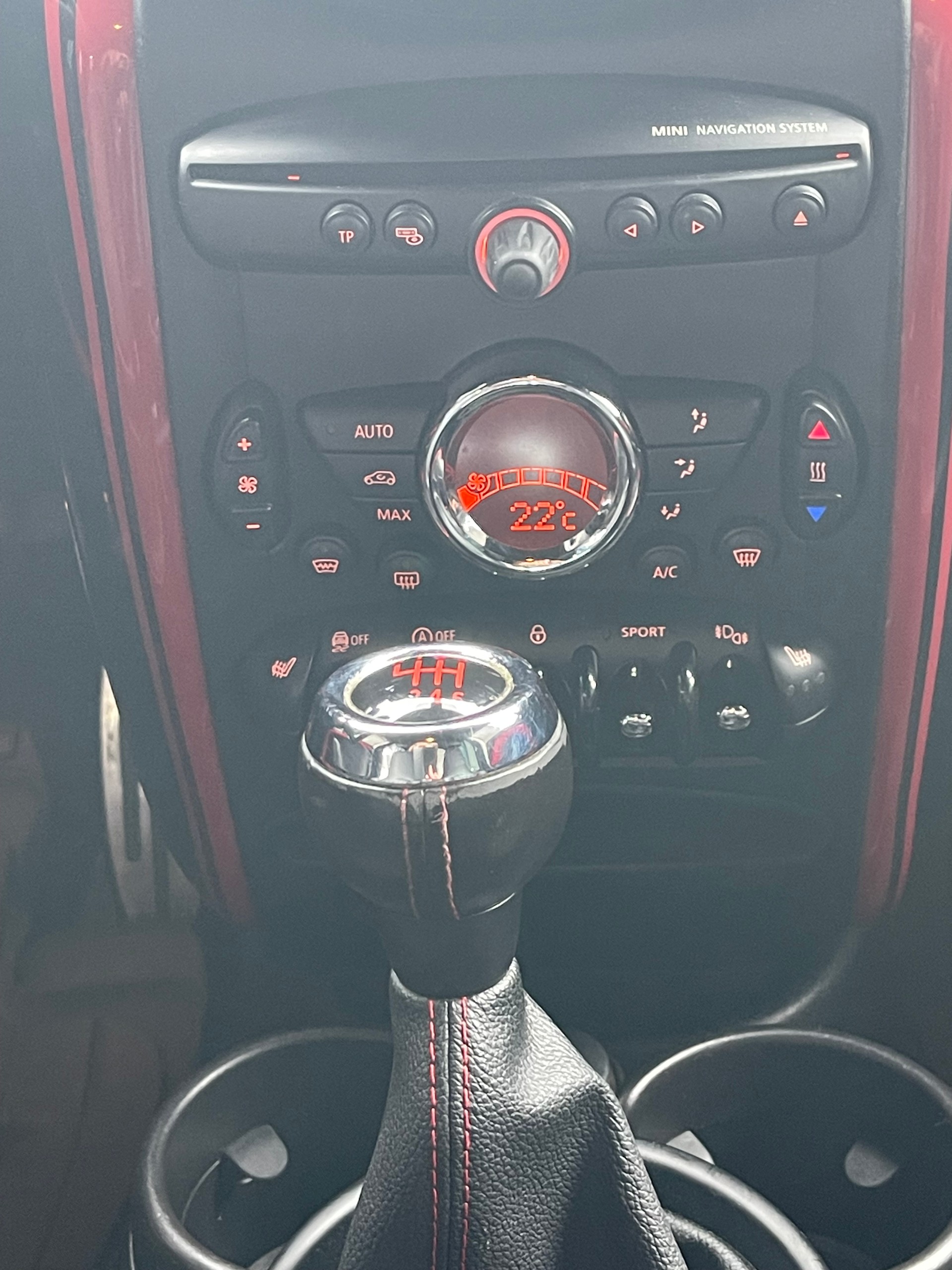 MINI Countryman John Cooper Works ALL4-image-12