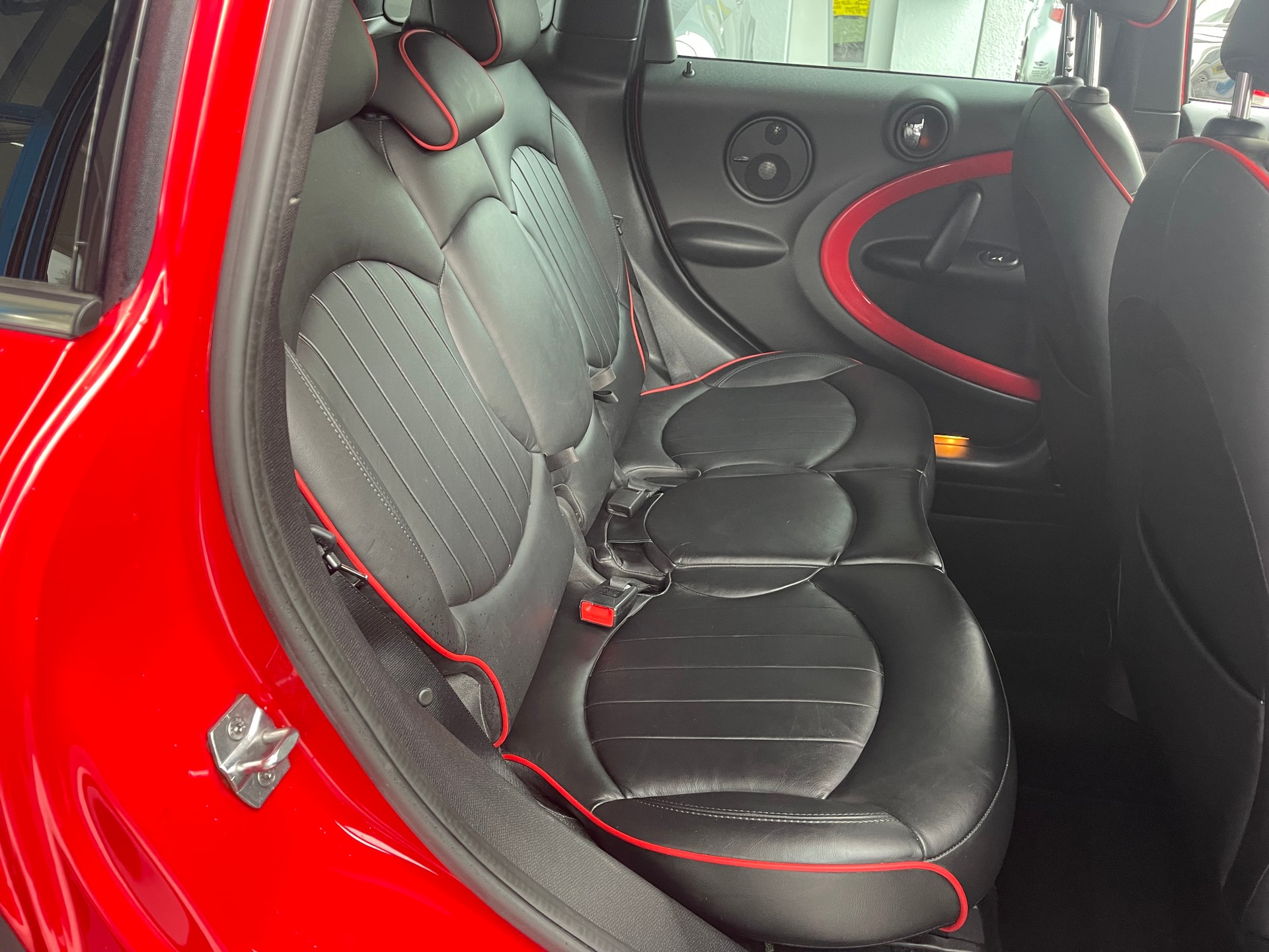 MINI Countryman John Cooper Works ALL4-image-9