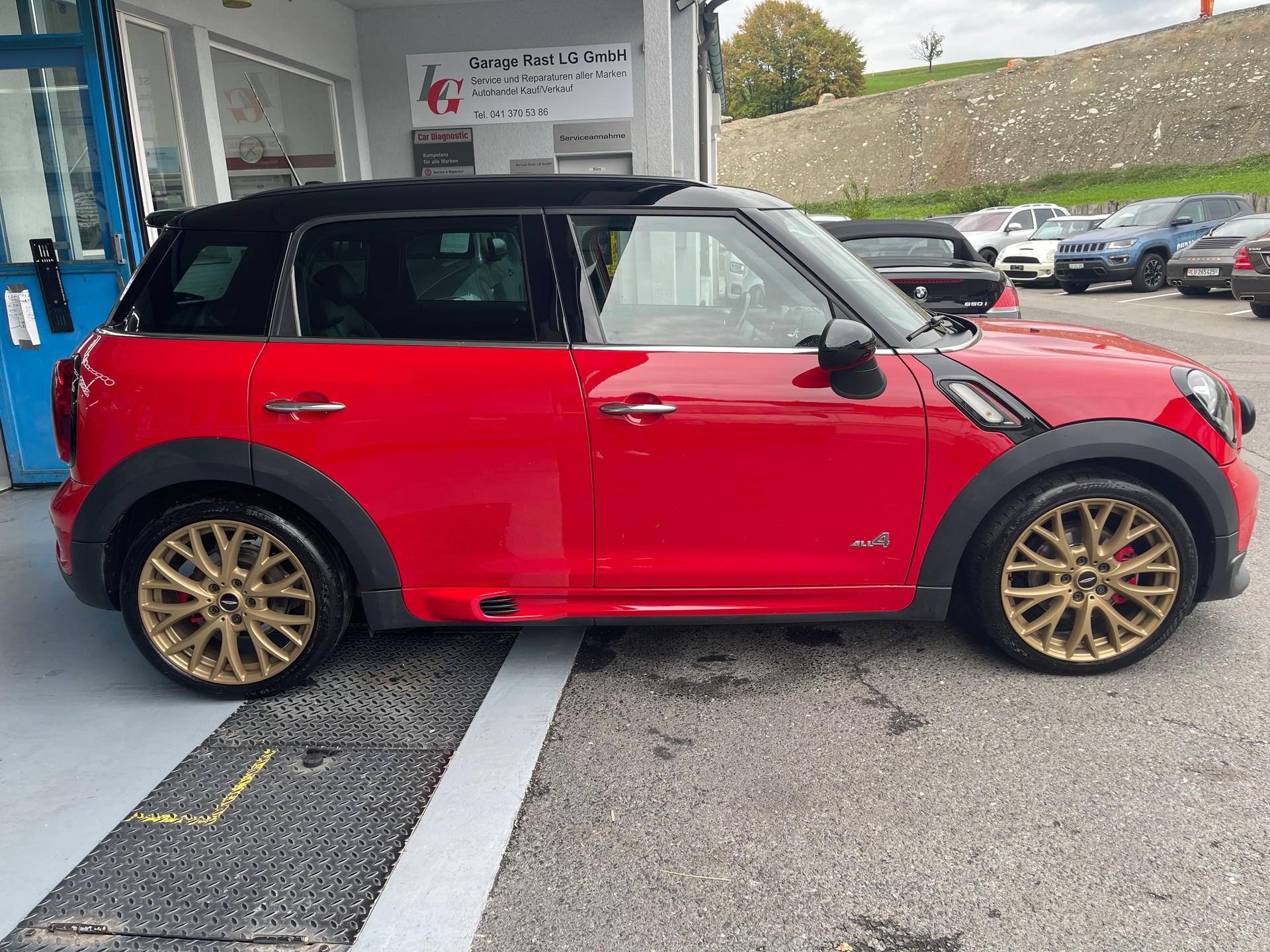 MINI Countryman John Cooper Works ALL4-image-3