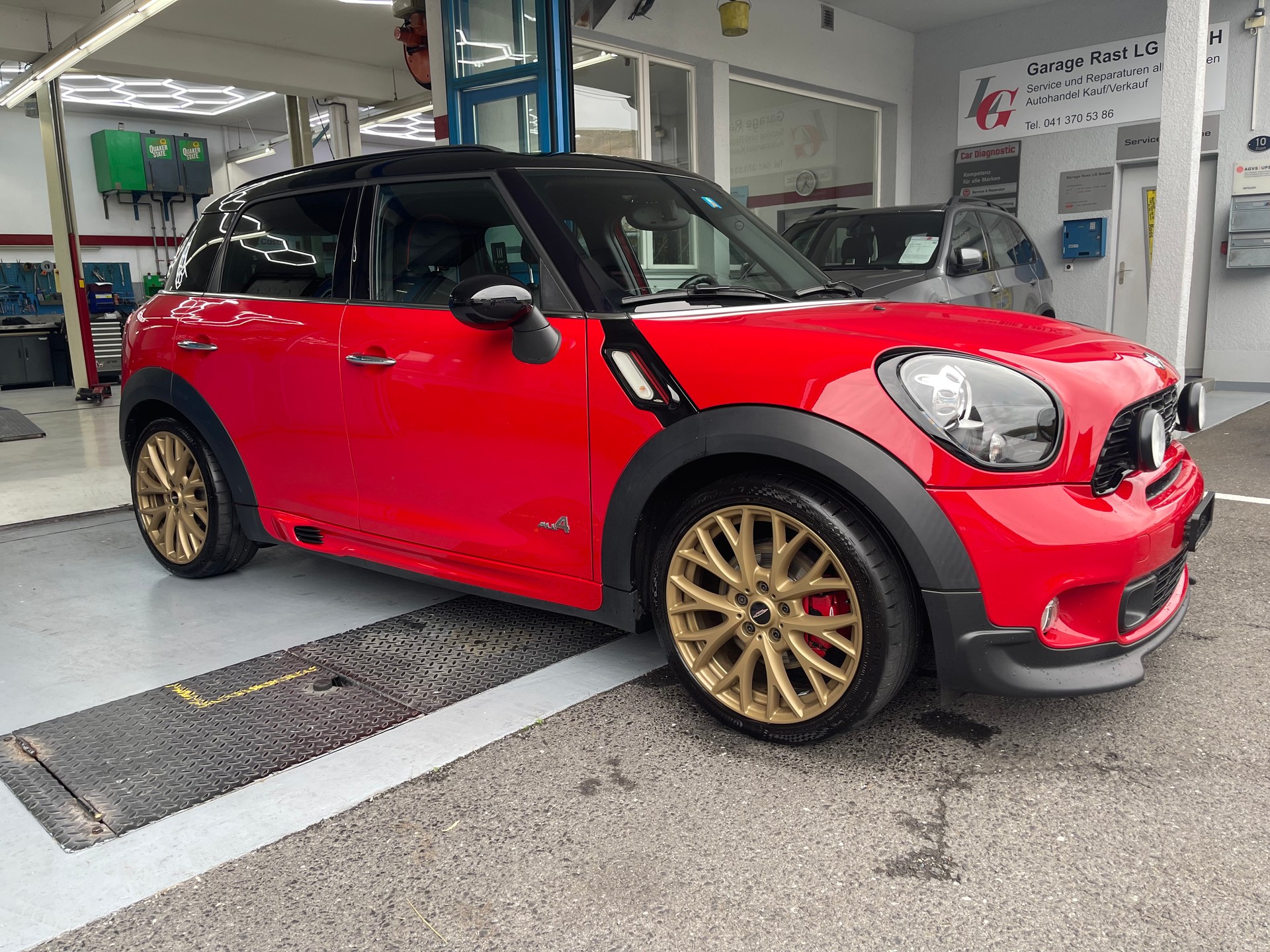 MINI Countryman John Cooper Works ALL4-image-0
