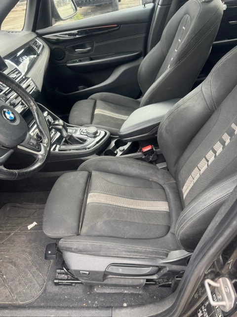 BMW 220d Active Tourer M Sport Steptronic-image-3