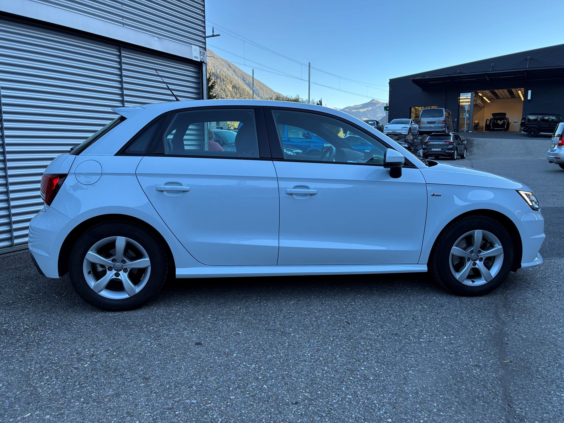 AUDI A1 Sportback 1.4 TFSI Sport S-tronic-image-5