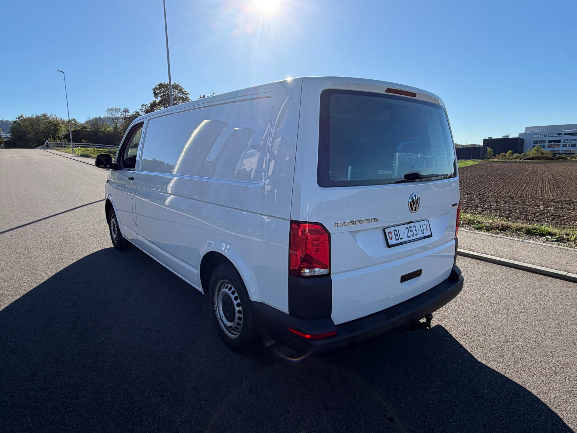 VW T6.1 2.0 TDI 4Motion DSG-image-8