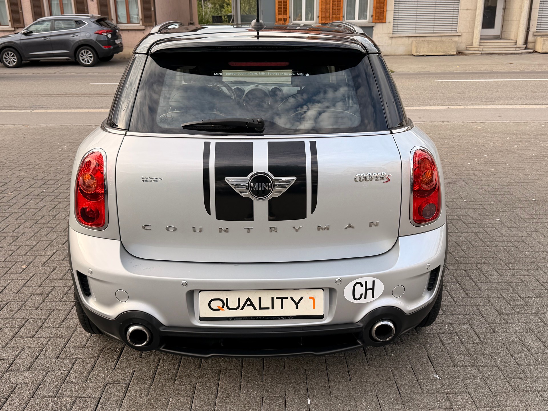 MINI Countryman Cooper S ALL4 JOHN COOPER WORKS-image-4
