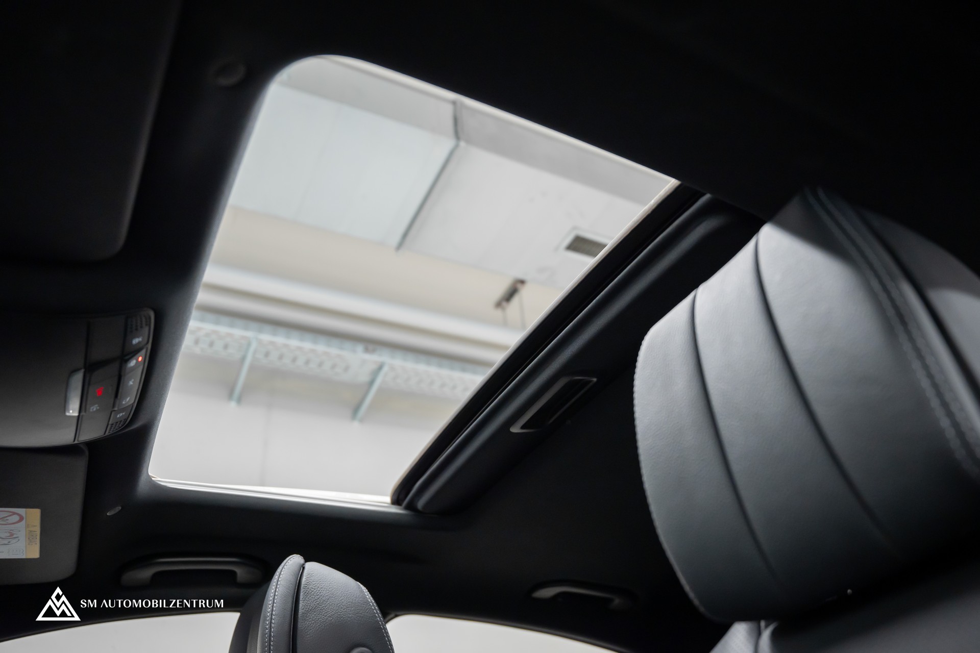 MERCEDES-BENZ CLS 450 AMG Line 4matic / 360° / Panorama / Sitzbelüftung-image-23