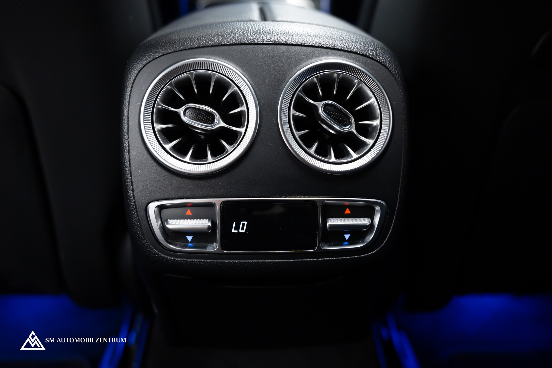 MERCEDES-BENZ CLS 450 AMG Line 4matic / 360° / Panorama / Sitzbelüftung-image-20