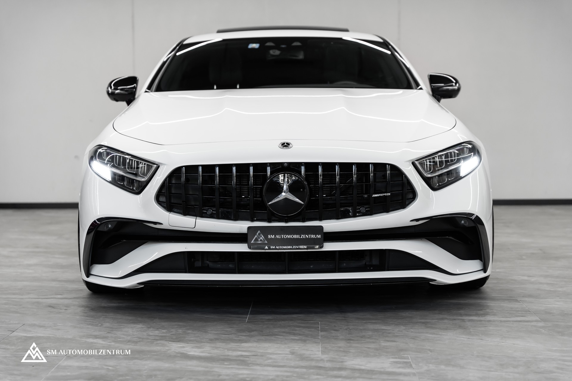 MERCEDES-BENZ CLS 450 AMG Line 4matic / 360° / Panorama / Sitzbelüftung-showroom-element-1