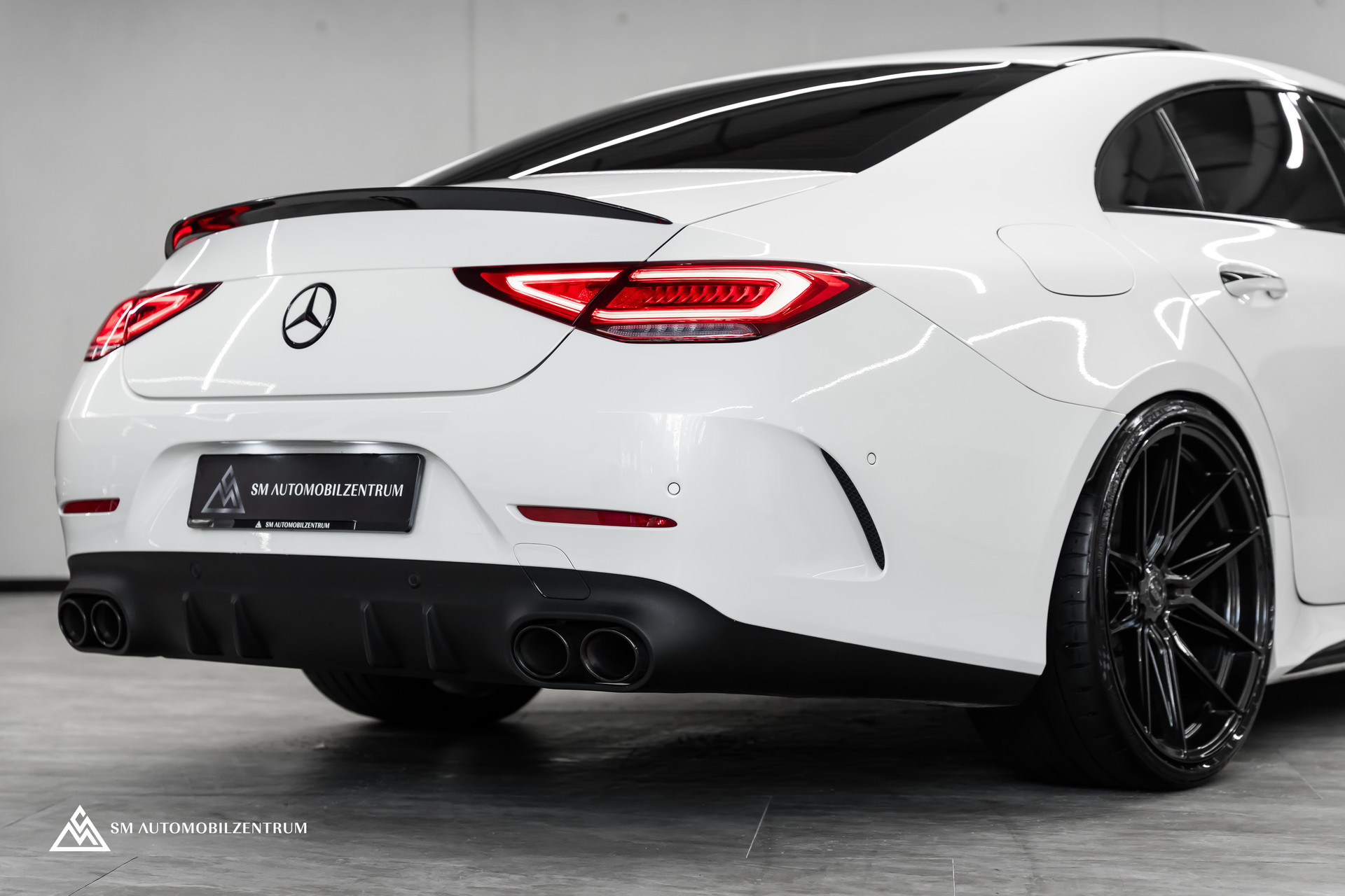 MERCEDES-BENZ CLS 450 AMG Line 4matic / 360° / Panorama / Sitzbelüftung-image-8