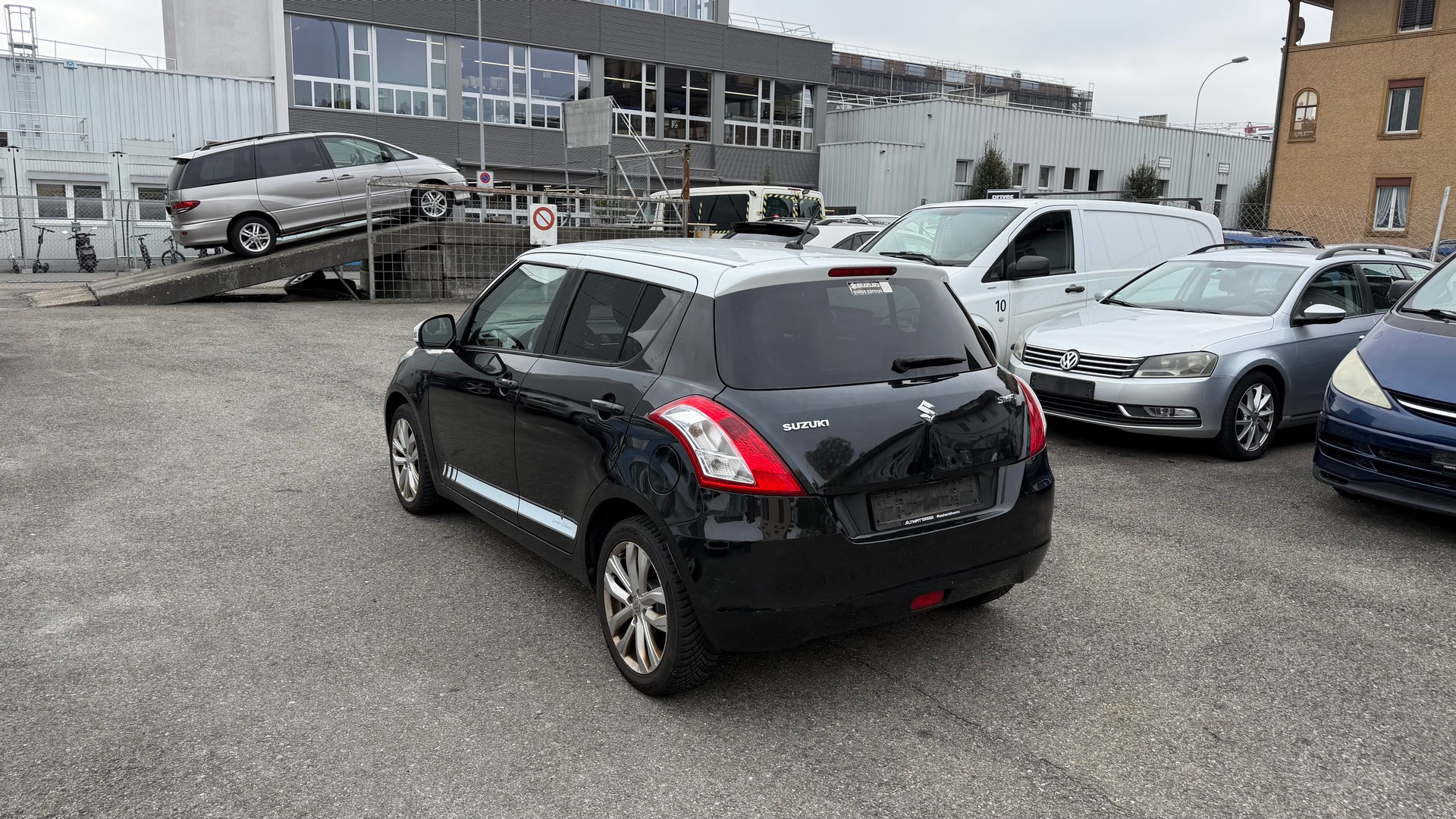 SUZUKI Swift 1.2i 16V Sergio Cellano Automatic-image-3