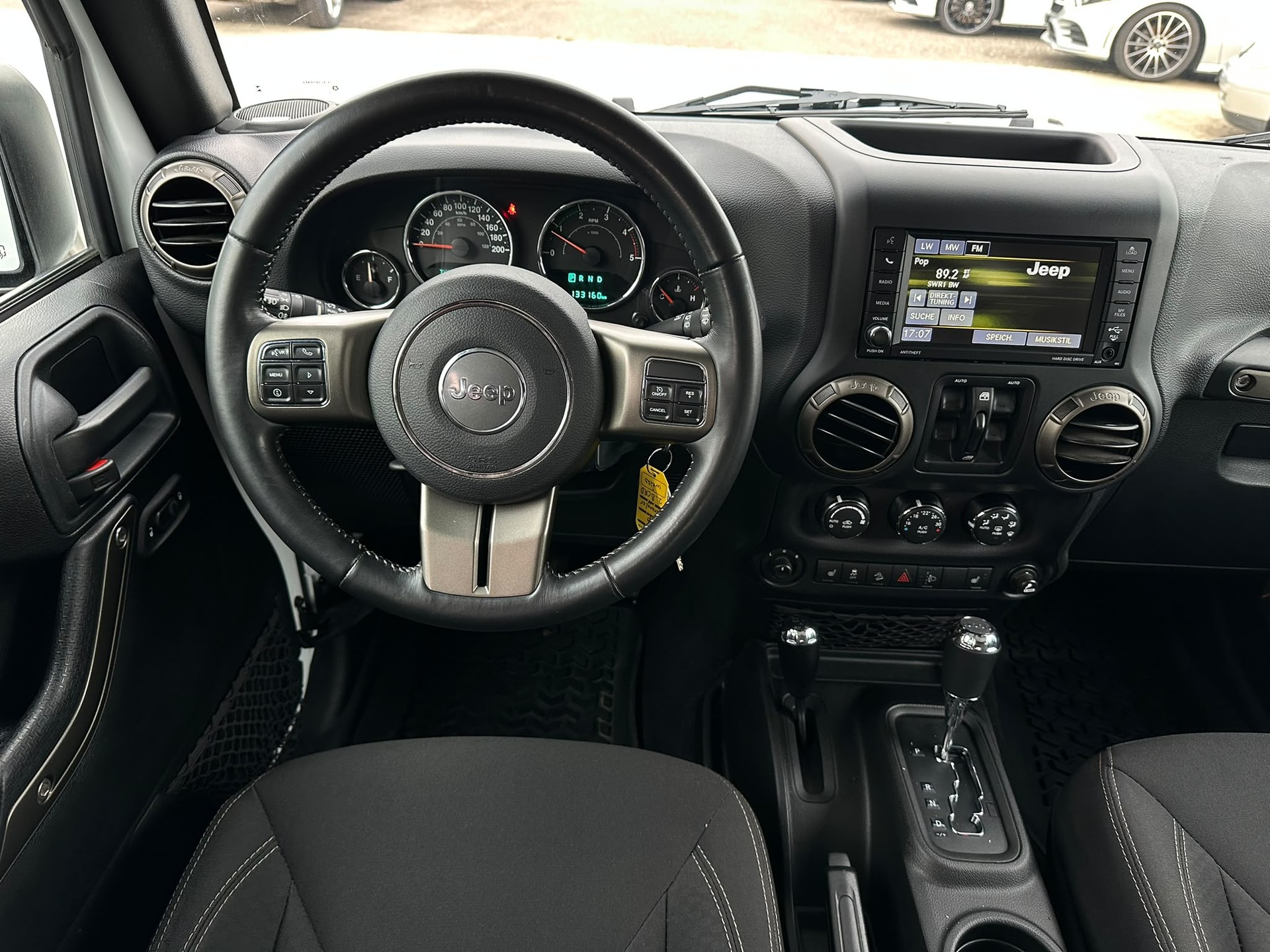 JEEP Wrangler 2.8CRD Unlimited Golden Eagle Aut.-image-29