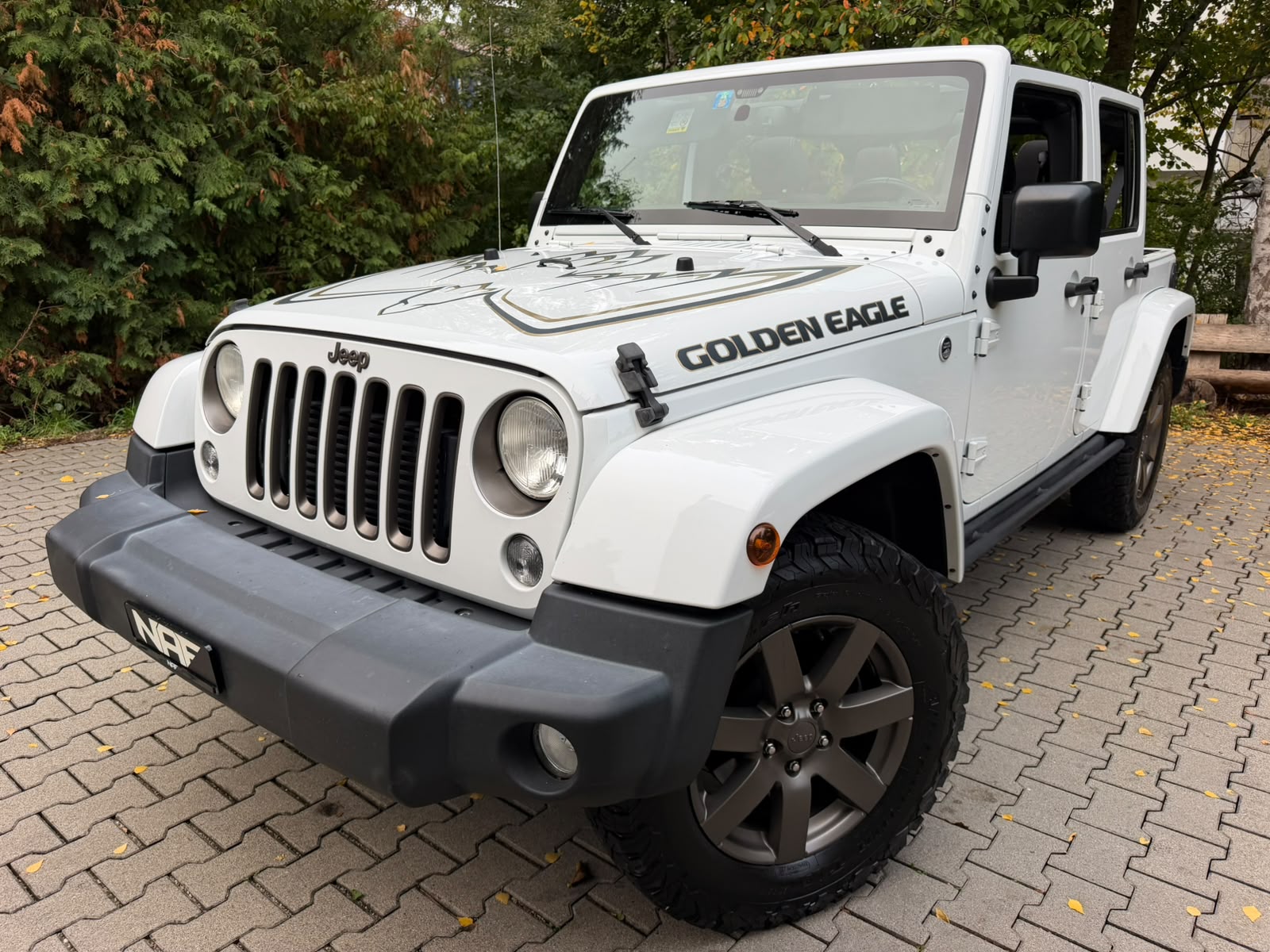 JEEP Wrangler 2.8CRD Unlimited Golden Eagle Aut.-image-1