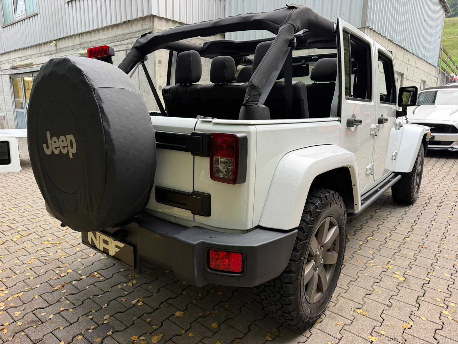 JEEP Wrangler 2.8CRD Unlimited Golden Eagle Aut.-image-10