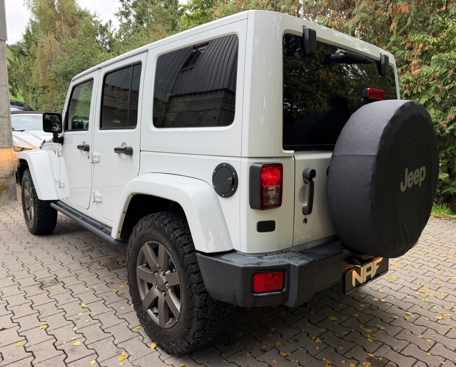 JEEP Wrangler 2.8CRD Unlimited Golden Eagle Aut.-image-5