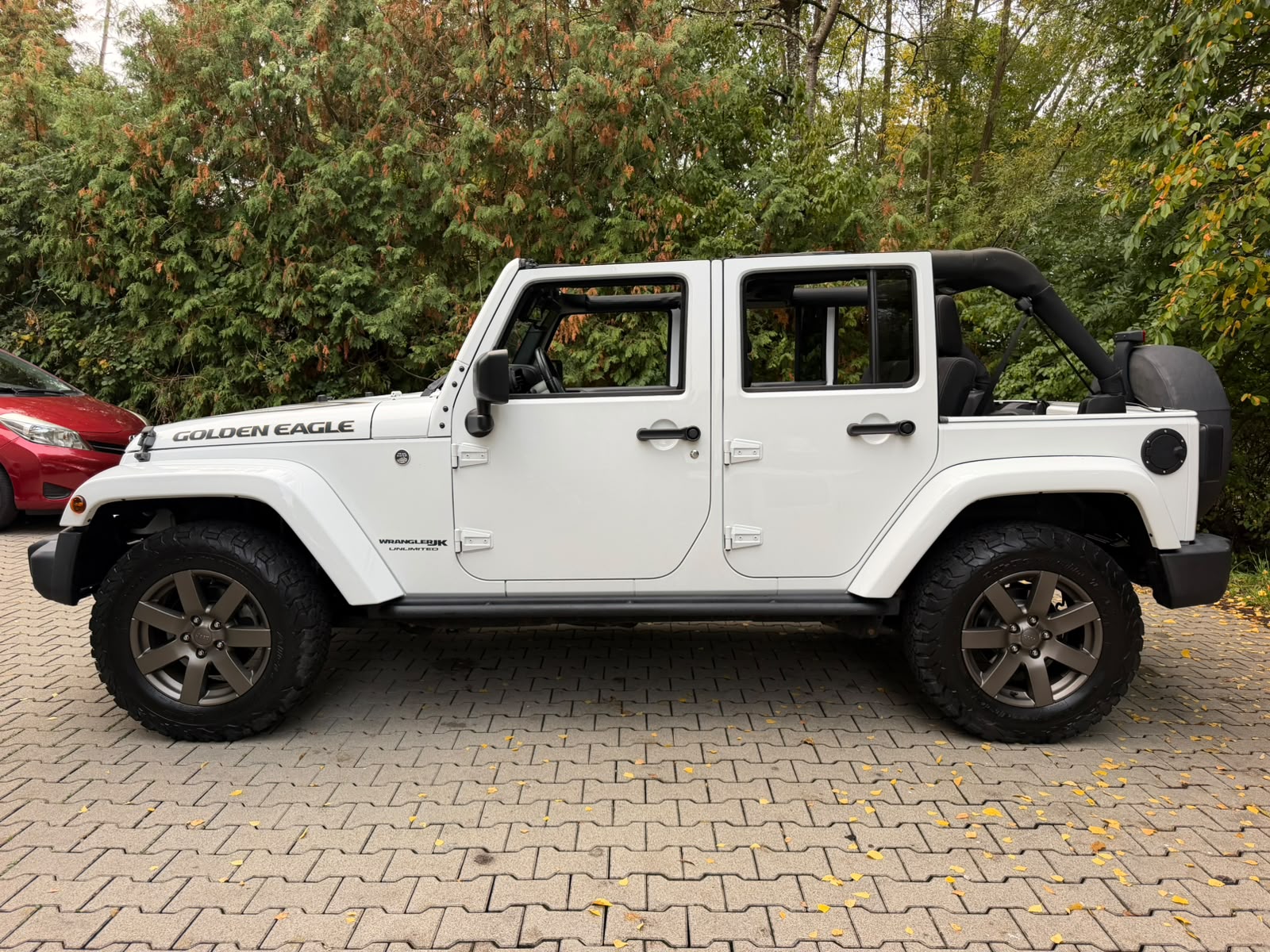 JEEP Wrangler 2.8CRD Unlimited Golden Eagle Aut.-image-4
