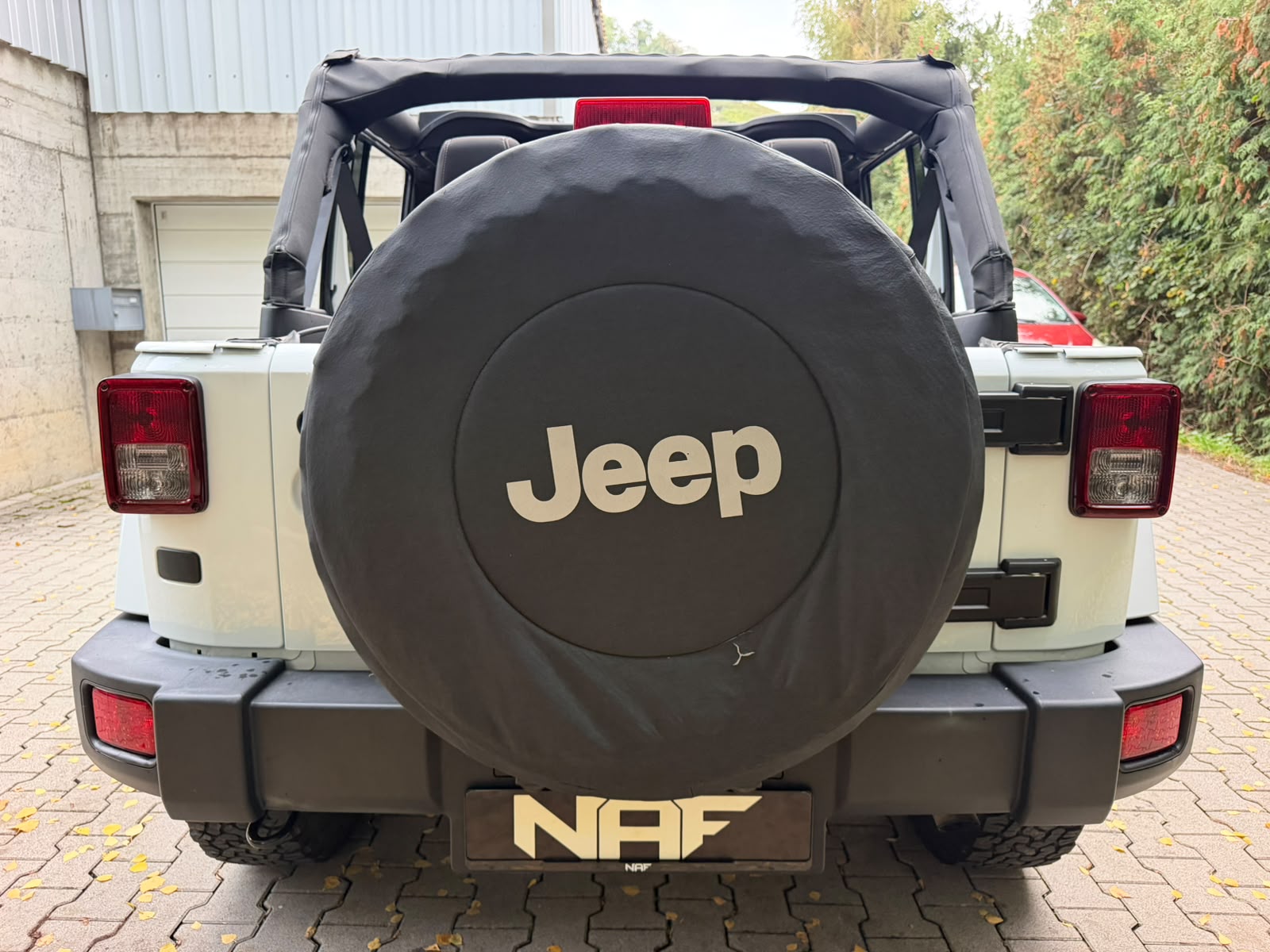 JEEP Wrangler 2.8CRD Unlimited Golden Eagle Aut.-image-8