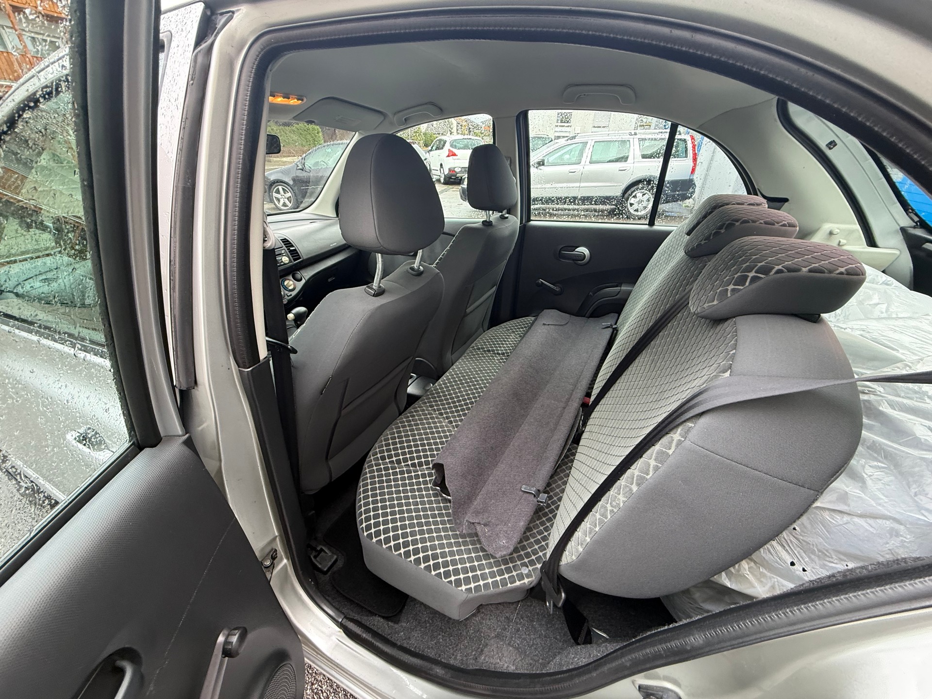 NISSAN Micra 1.4 acenta-image-9