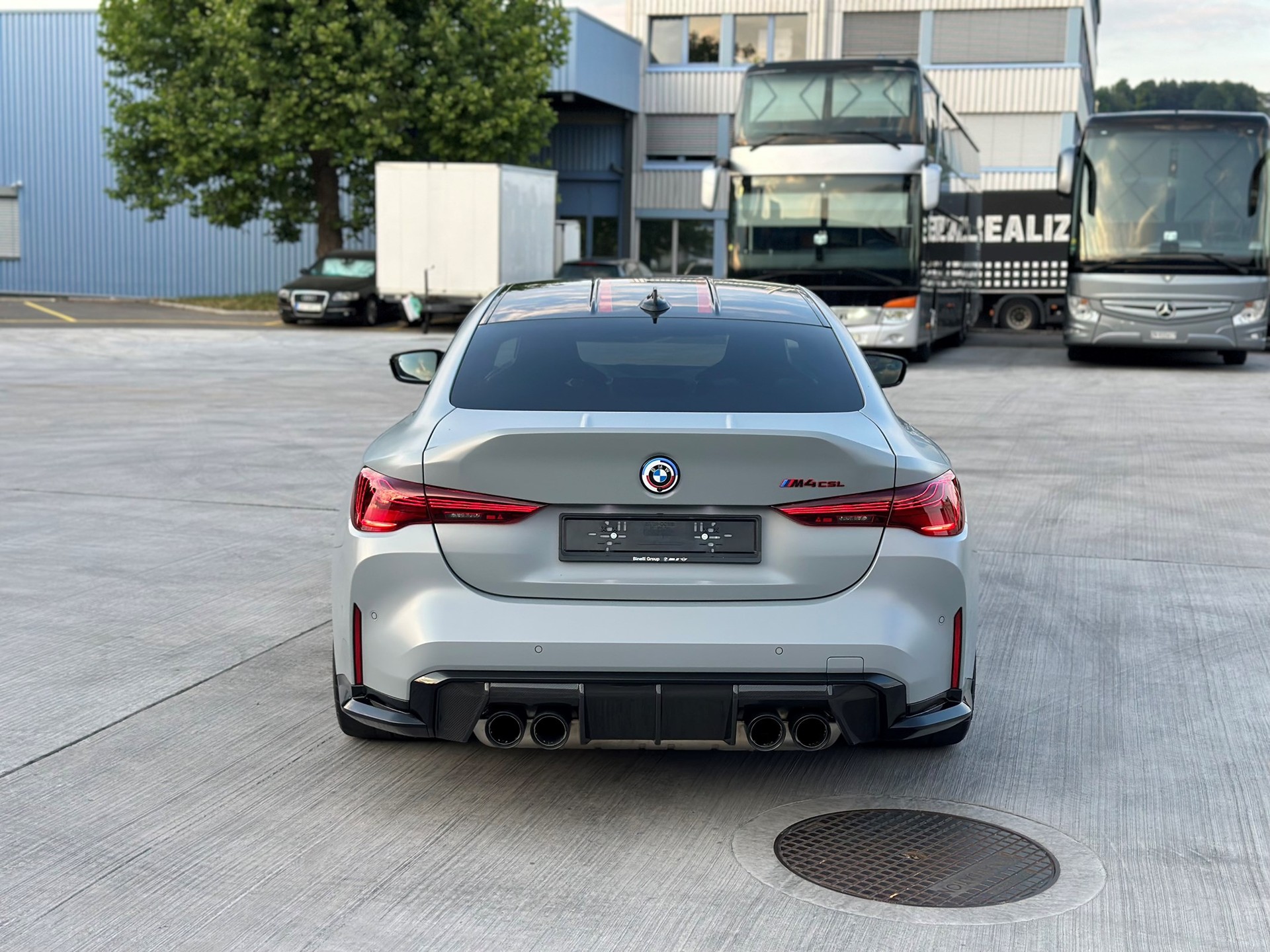 BMW M4 CSL Coupé-image-7