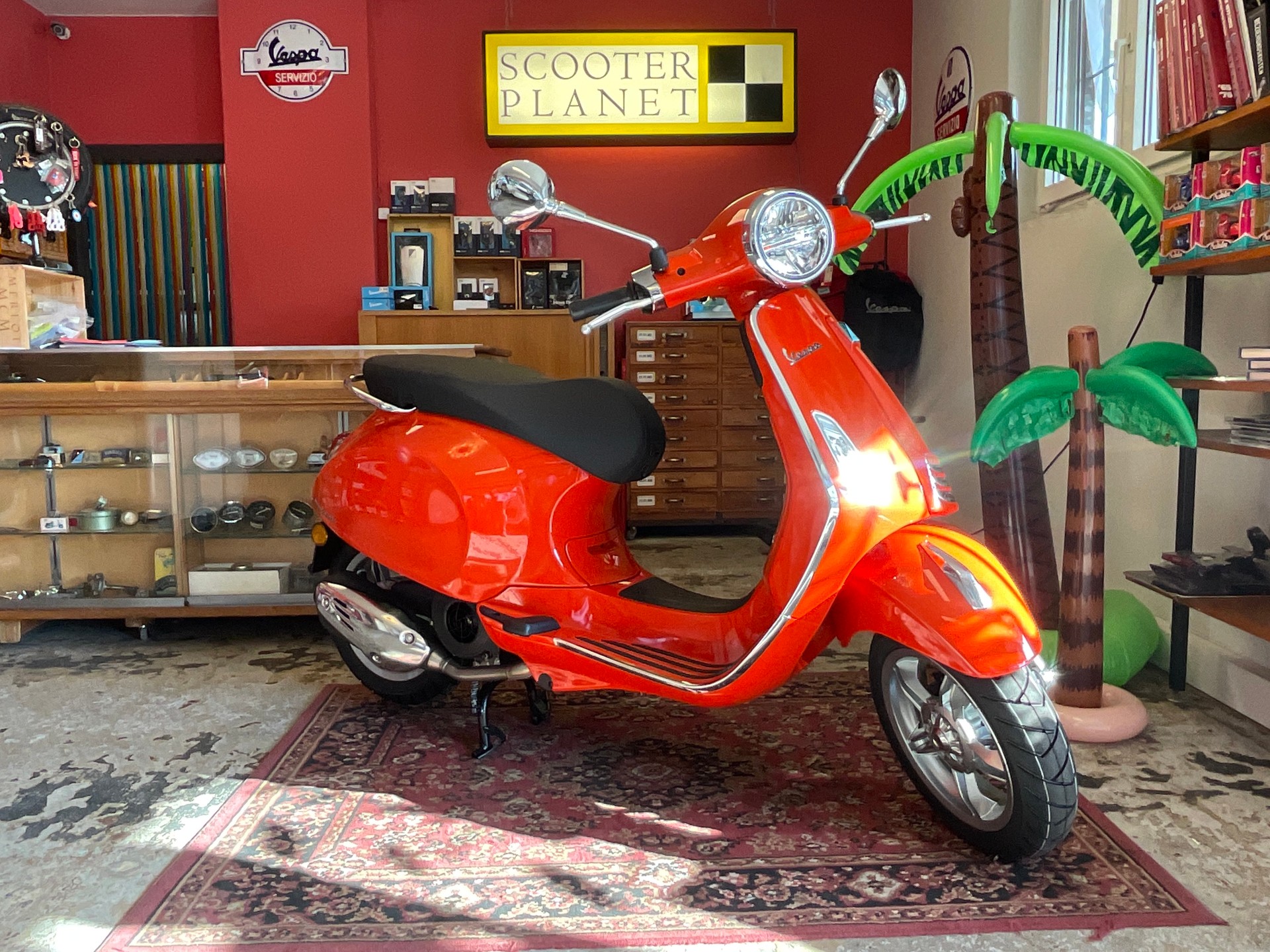 PIAGGIO Vespa 125 Primavera-showroom-element-3