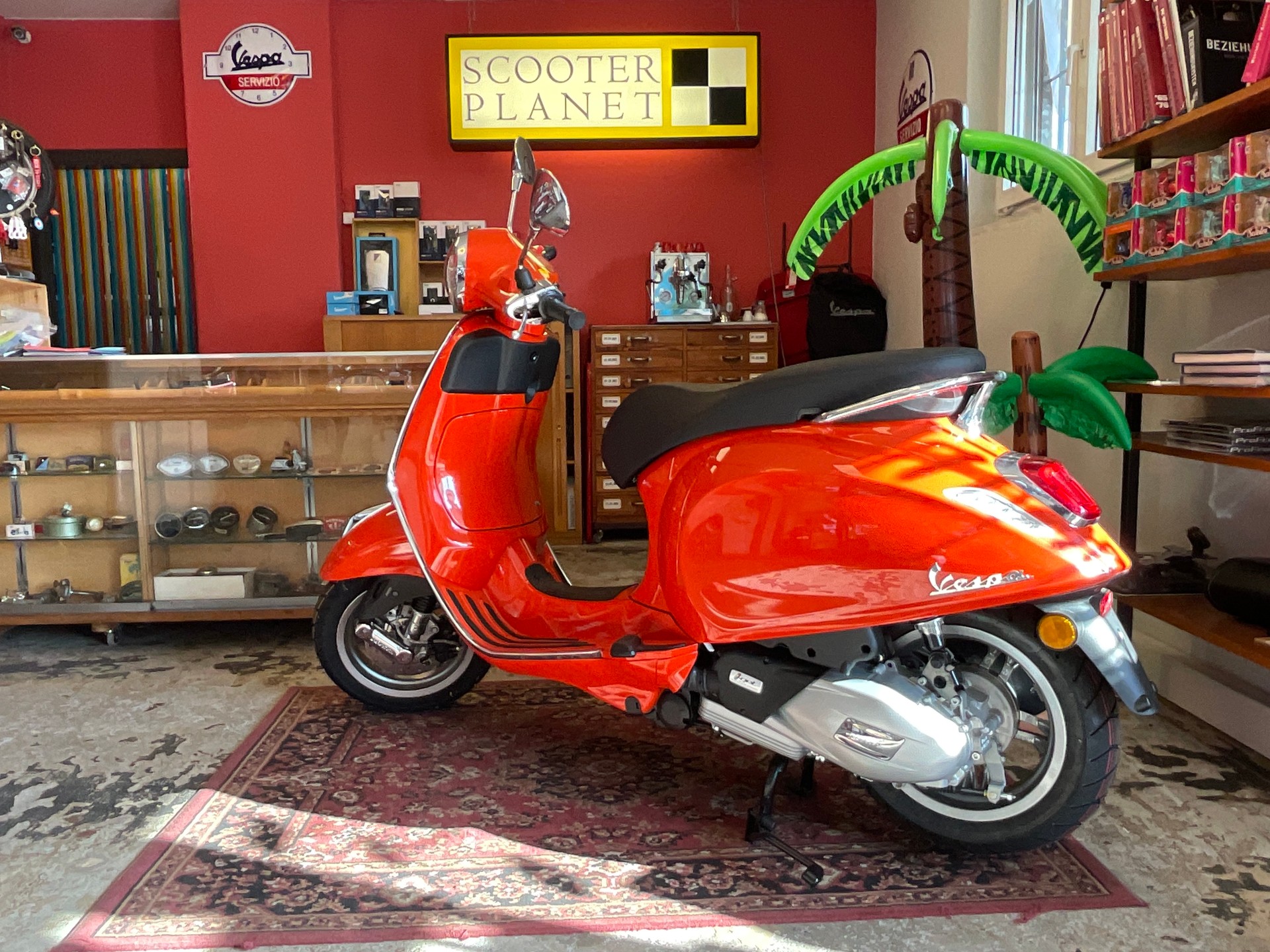 PIAGGIO Vespa 125 Primavera-showroom-element-2