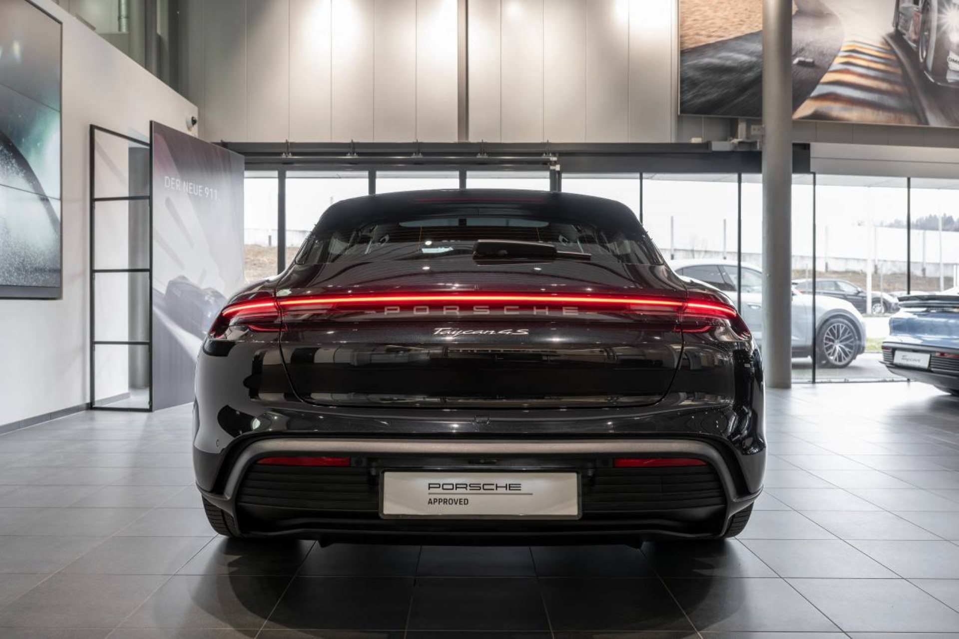 PORSCHE Taycan 4S Sport Turismo-image-5