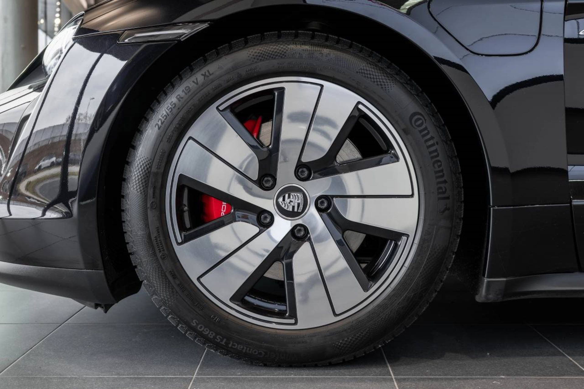 PORSCHE Taycan 4S Sport Turismo-image-29