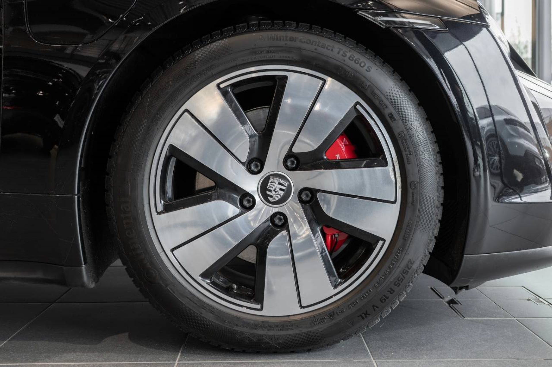PORSCHE Taycan 4S Sport Turismo-image-31