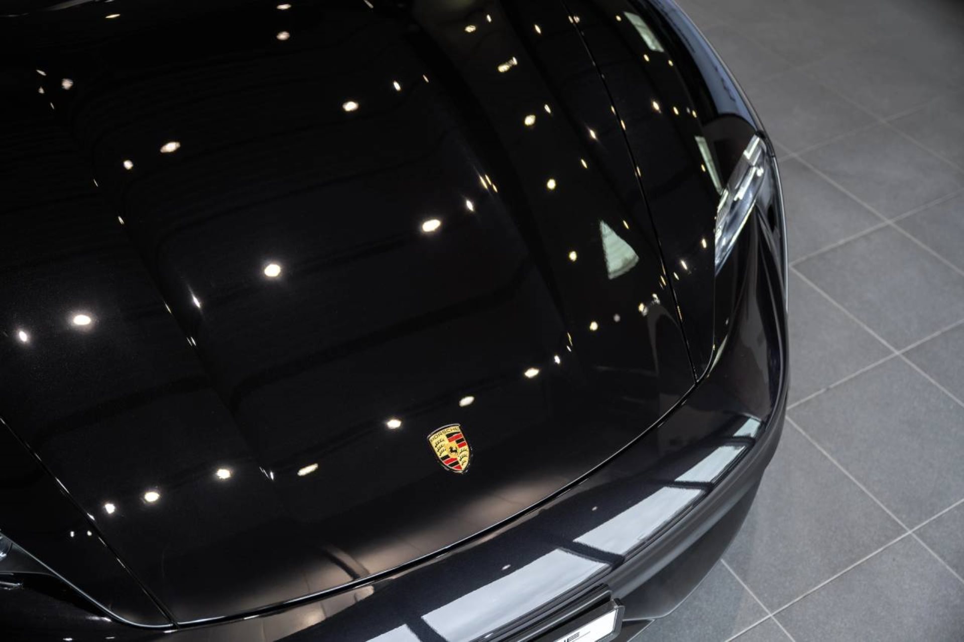 PORSCHE Taycan 4S Sport Turismo-image-24