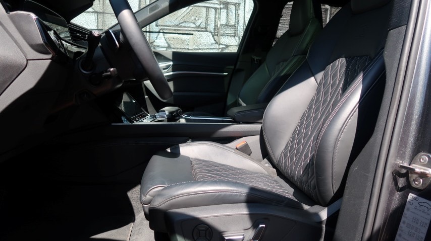 AUDI e-tron 55 Sportback S Line quattro-image-7