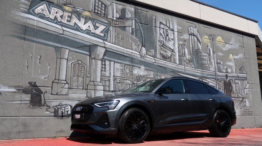 AUDI e-tron 55 Sportback S Line quattro-image-0