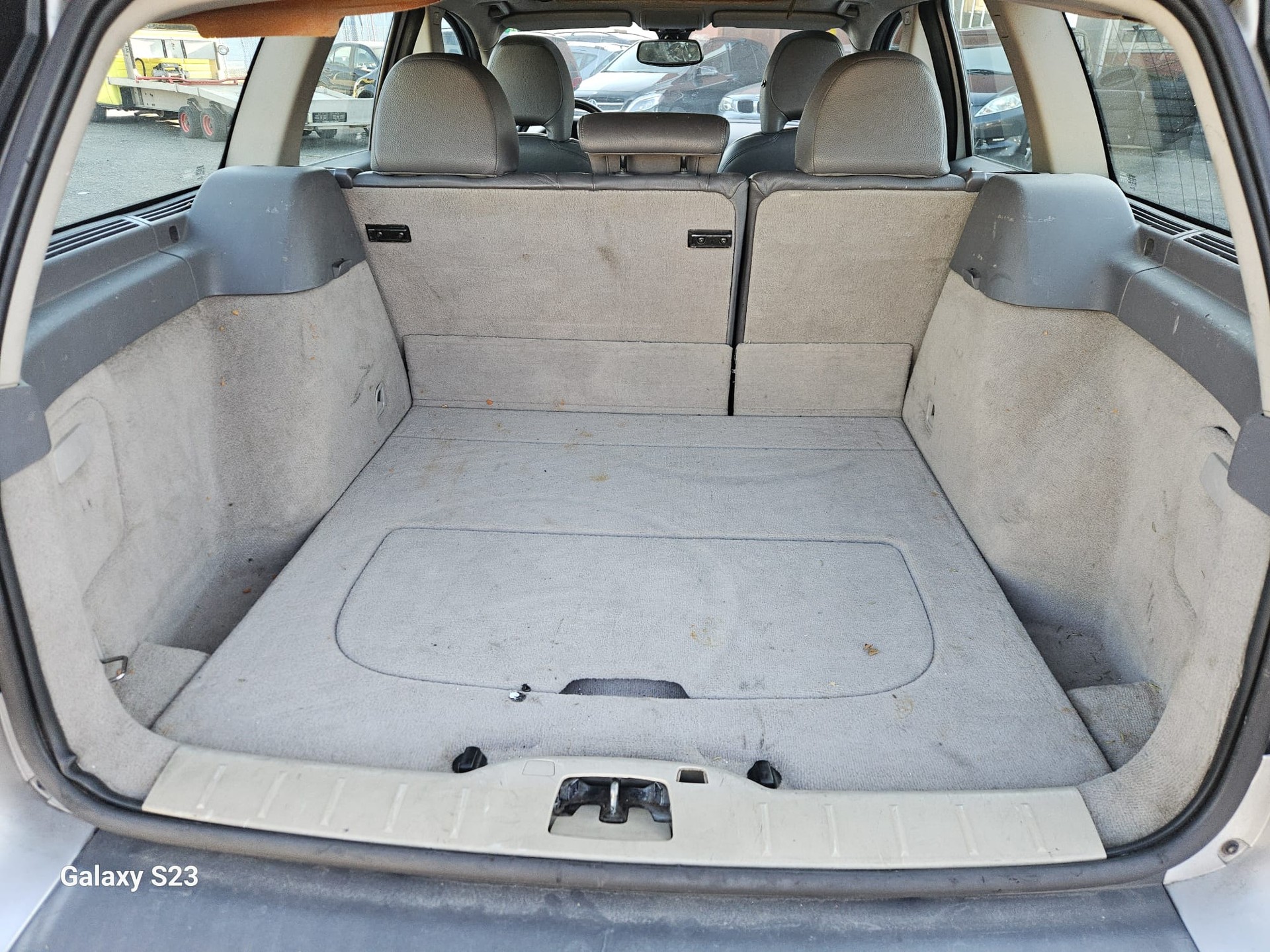 VOLVO V50 2.0D-image-9